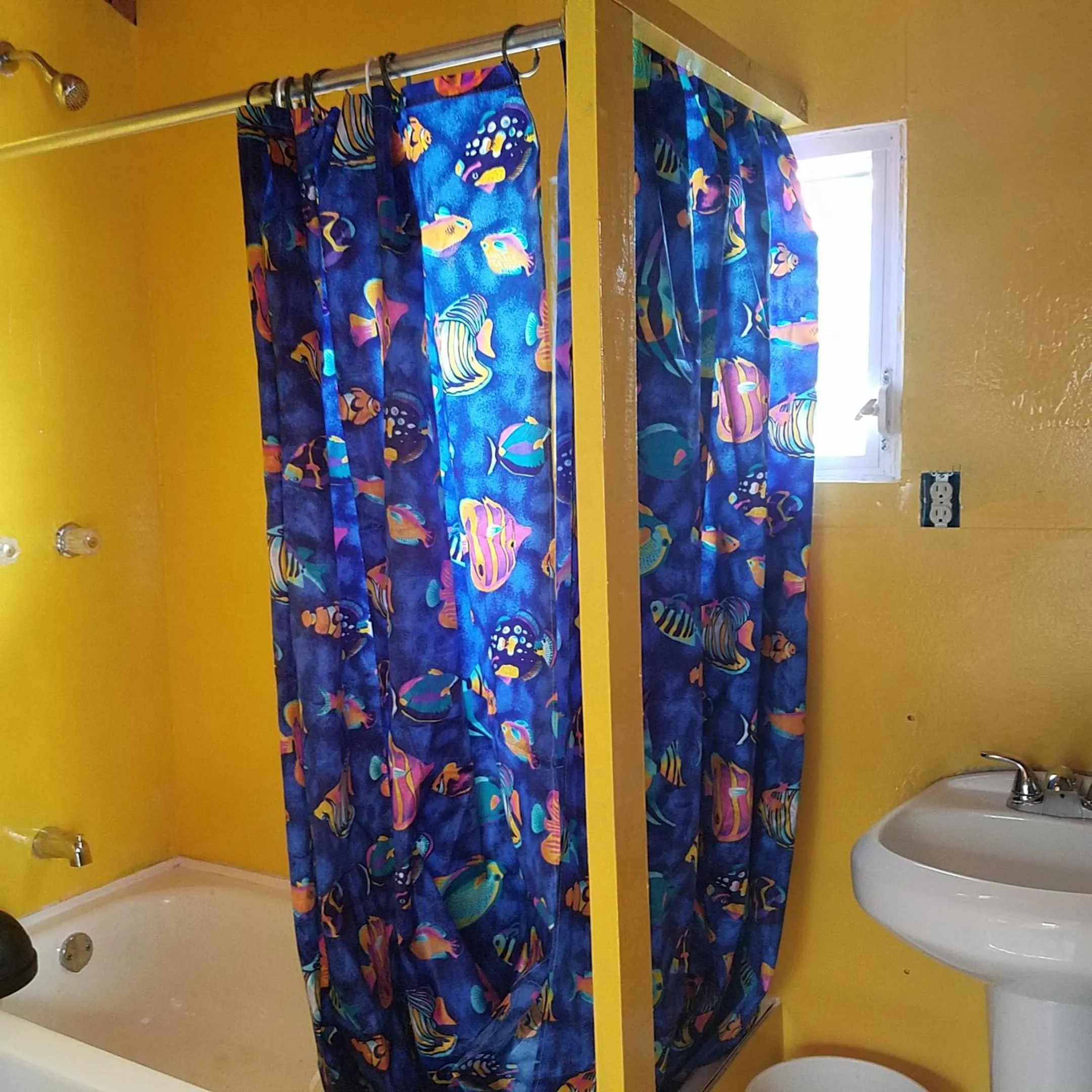 Bathroom in Palmento Grove Garifuna Eco-Cultural & Healing Institute