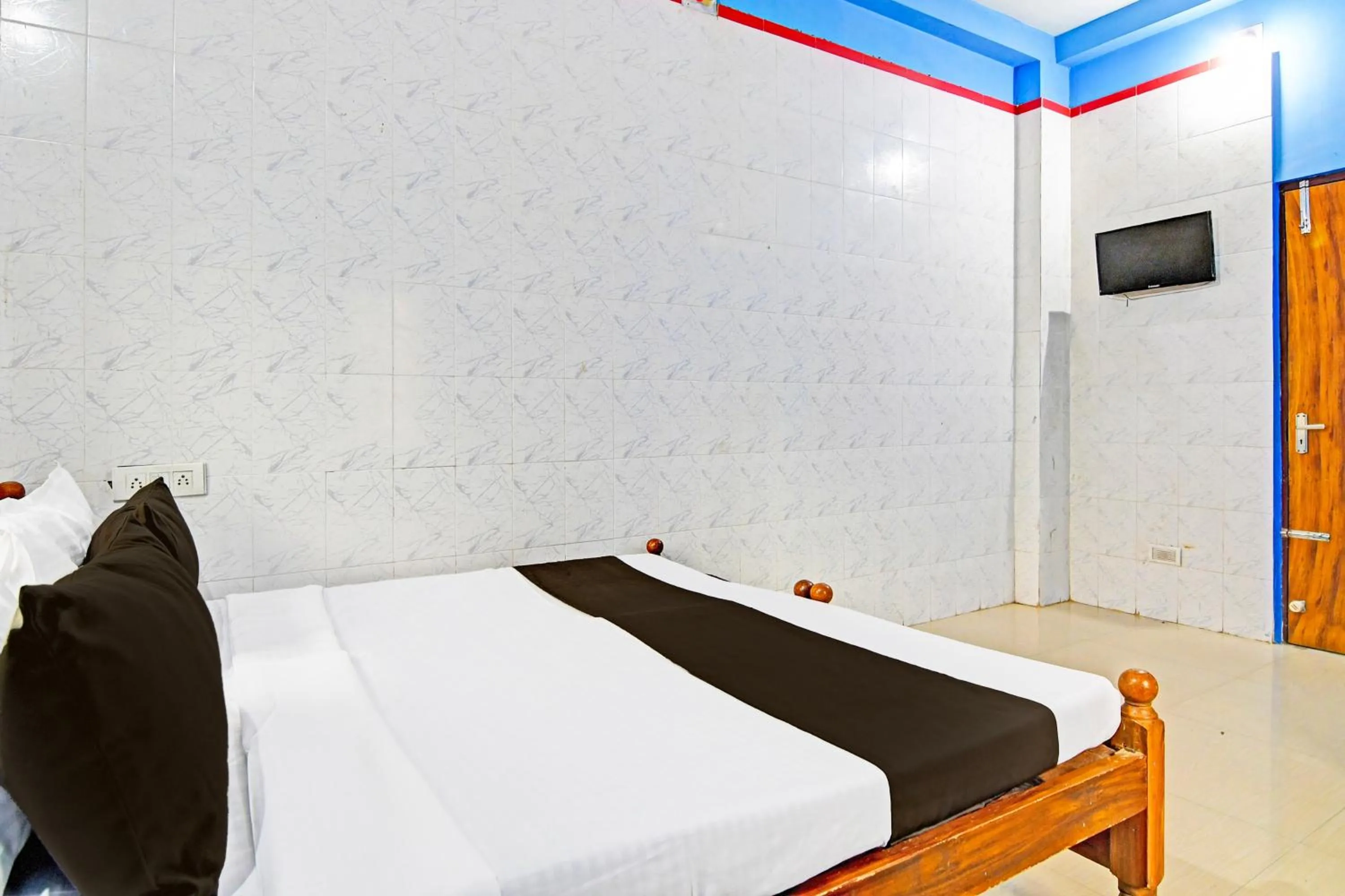 Bedroom, Bed in Hotel O New Cuttack Guest House