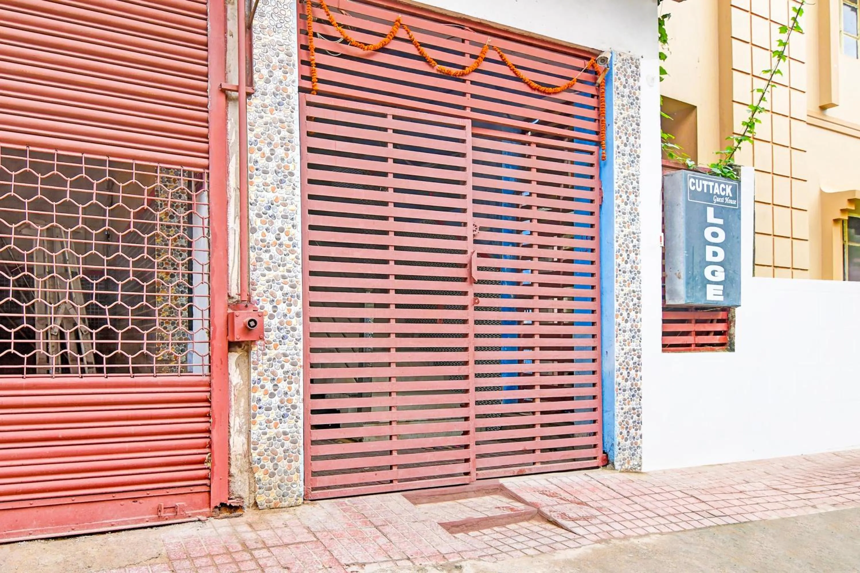 Facade/entrance in Hotel O New Cuttack Guest House
