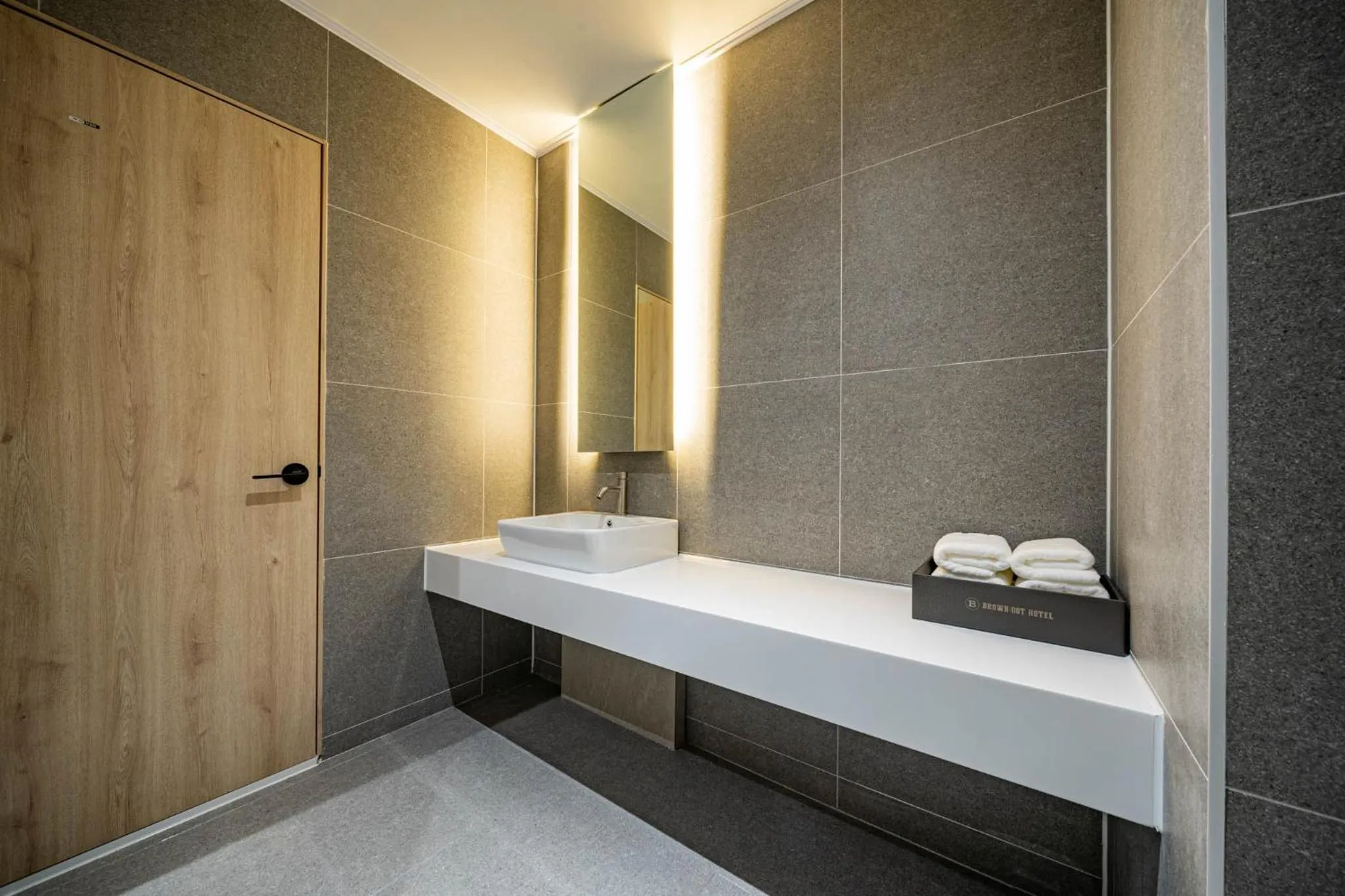 Bathroom in Mokpo Brown Dot Hotel Namak