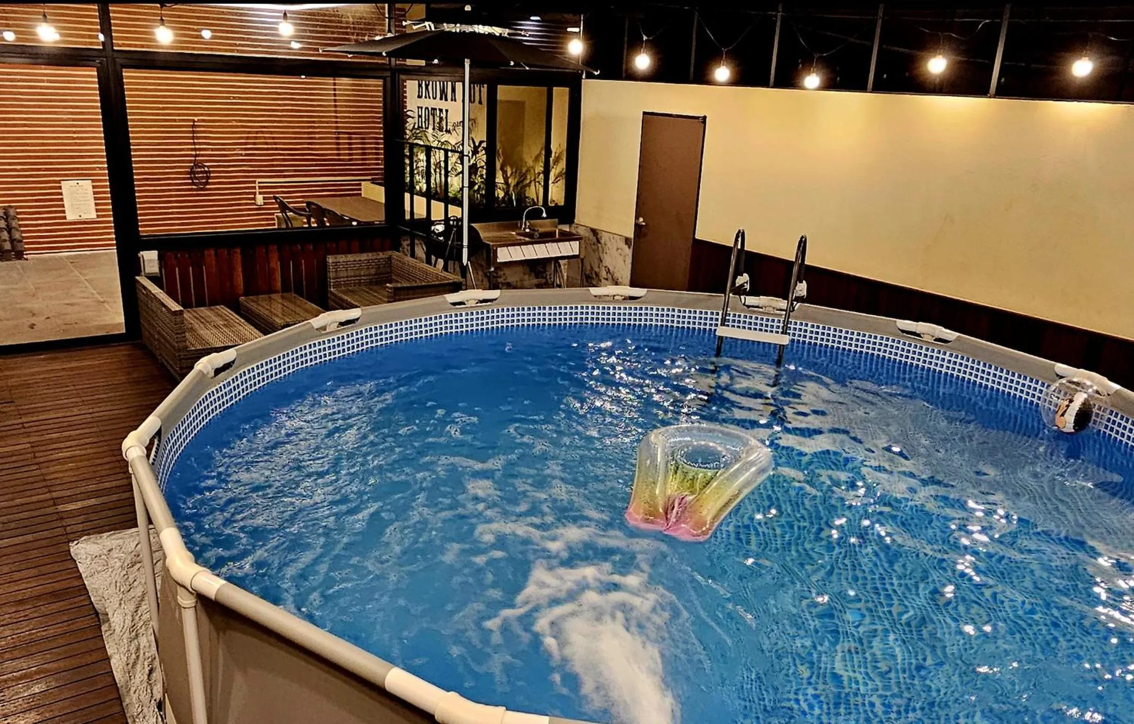 Swimming pool in Mokpo Brown Dot Hotel Namak