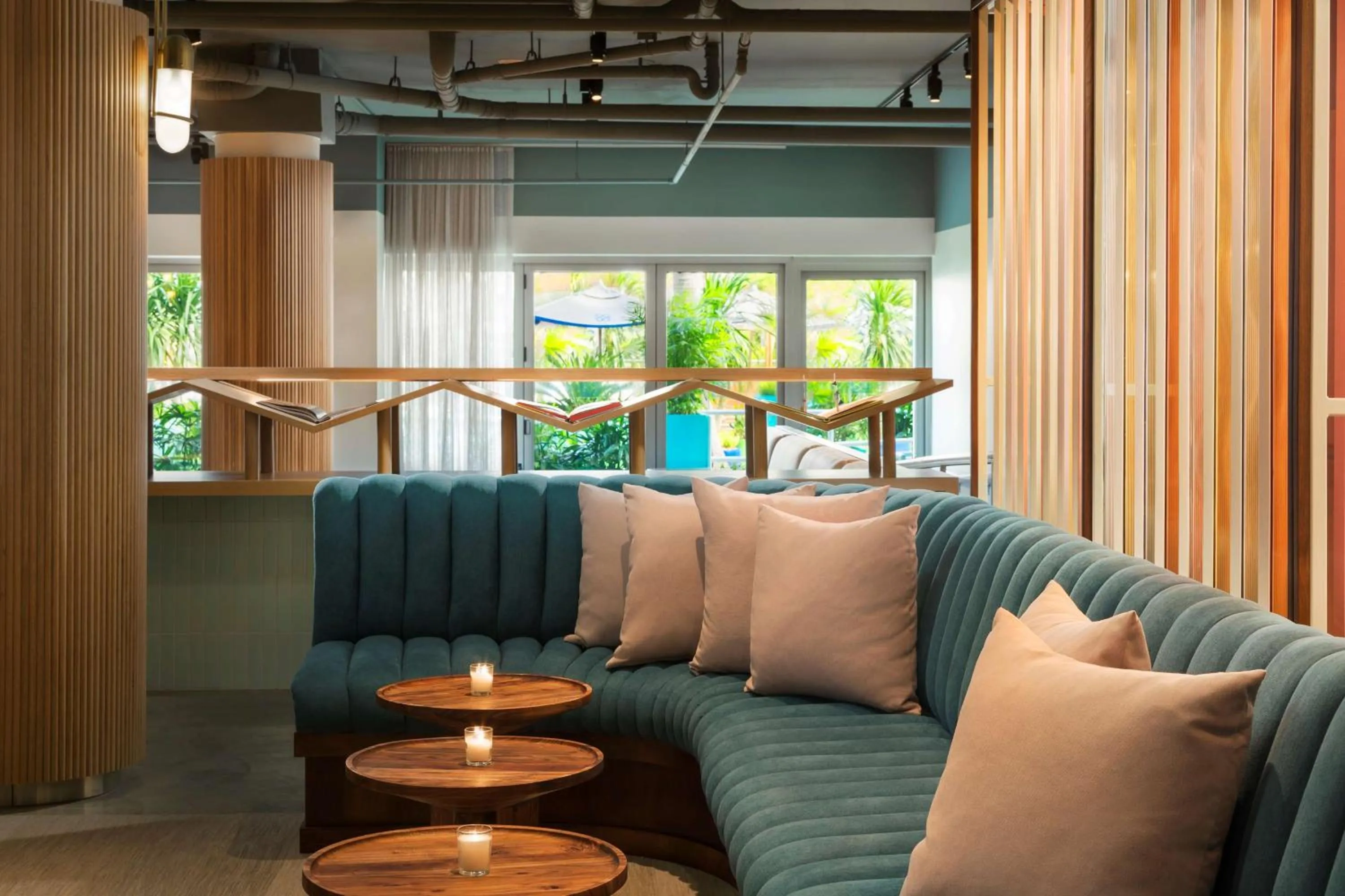 Lobby or reception in The Gates Hotel South Beach