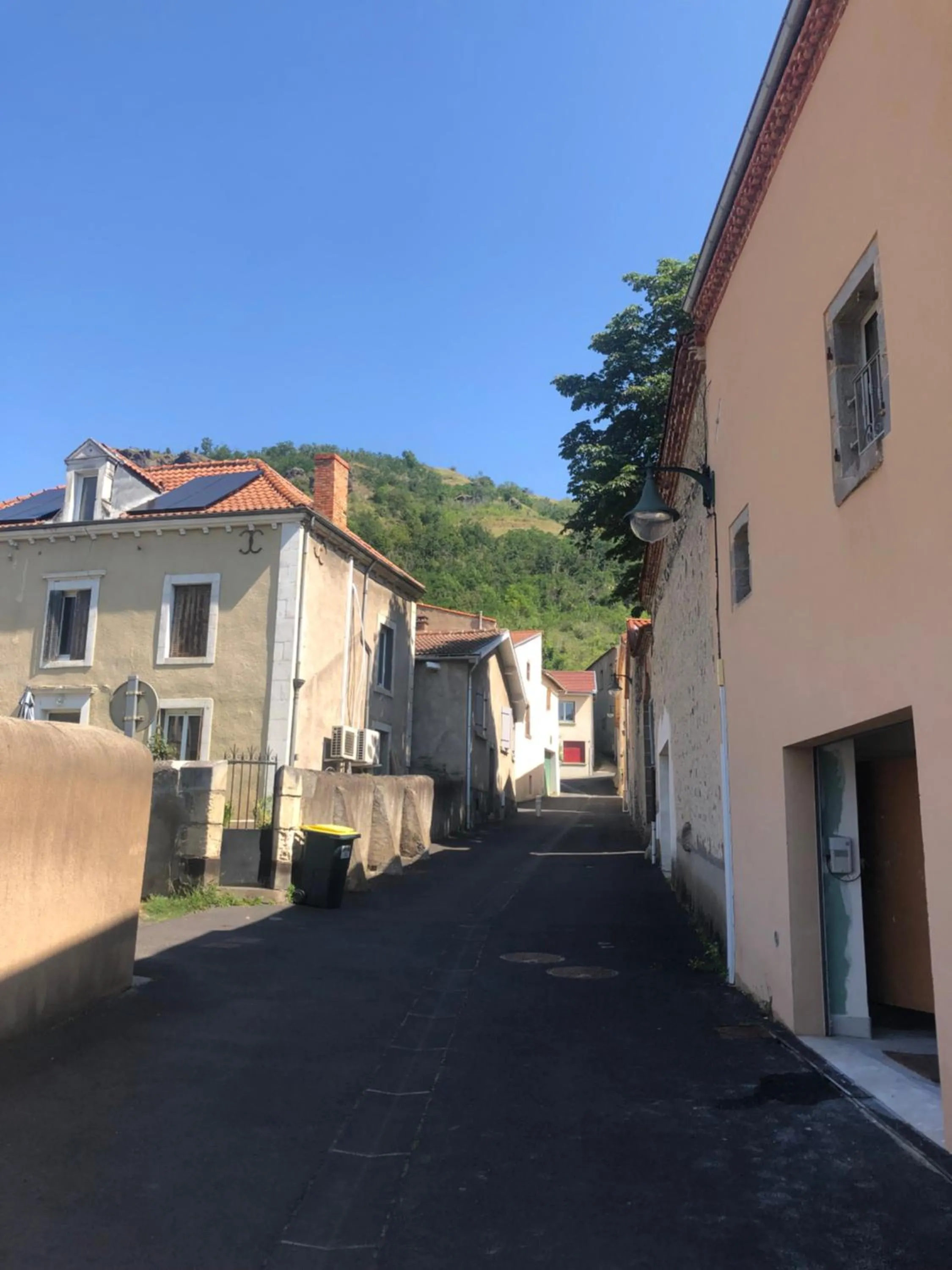 Neighbourhood in la Cour Carrée