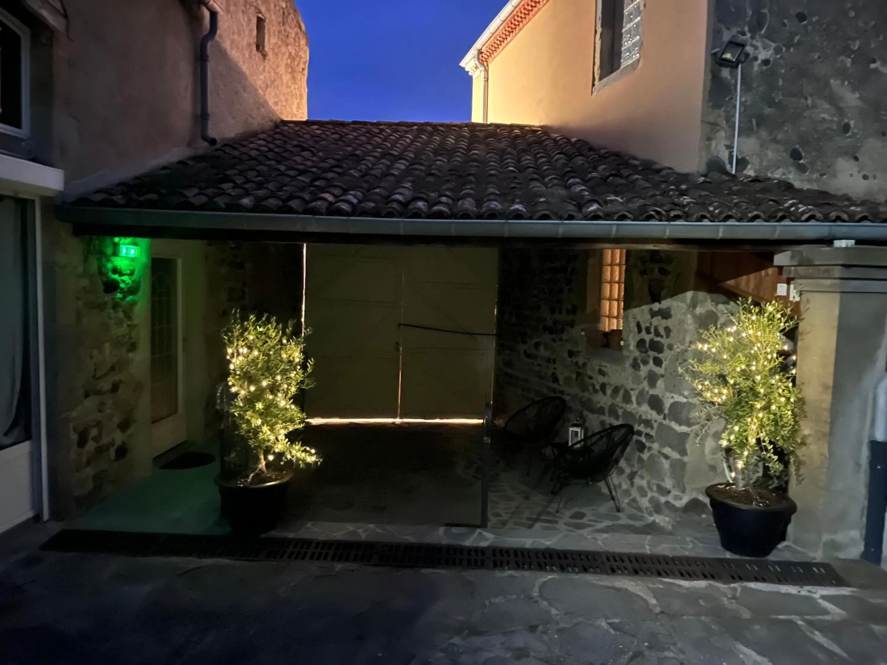 Property building in la Cour Carrée