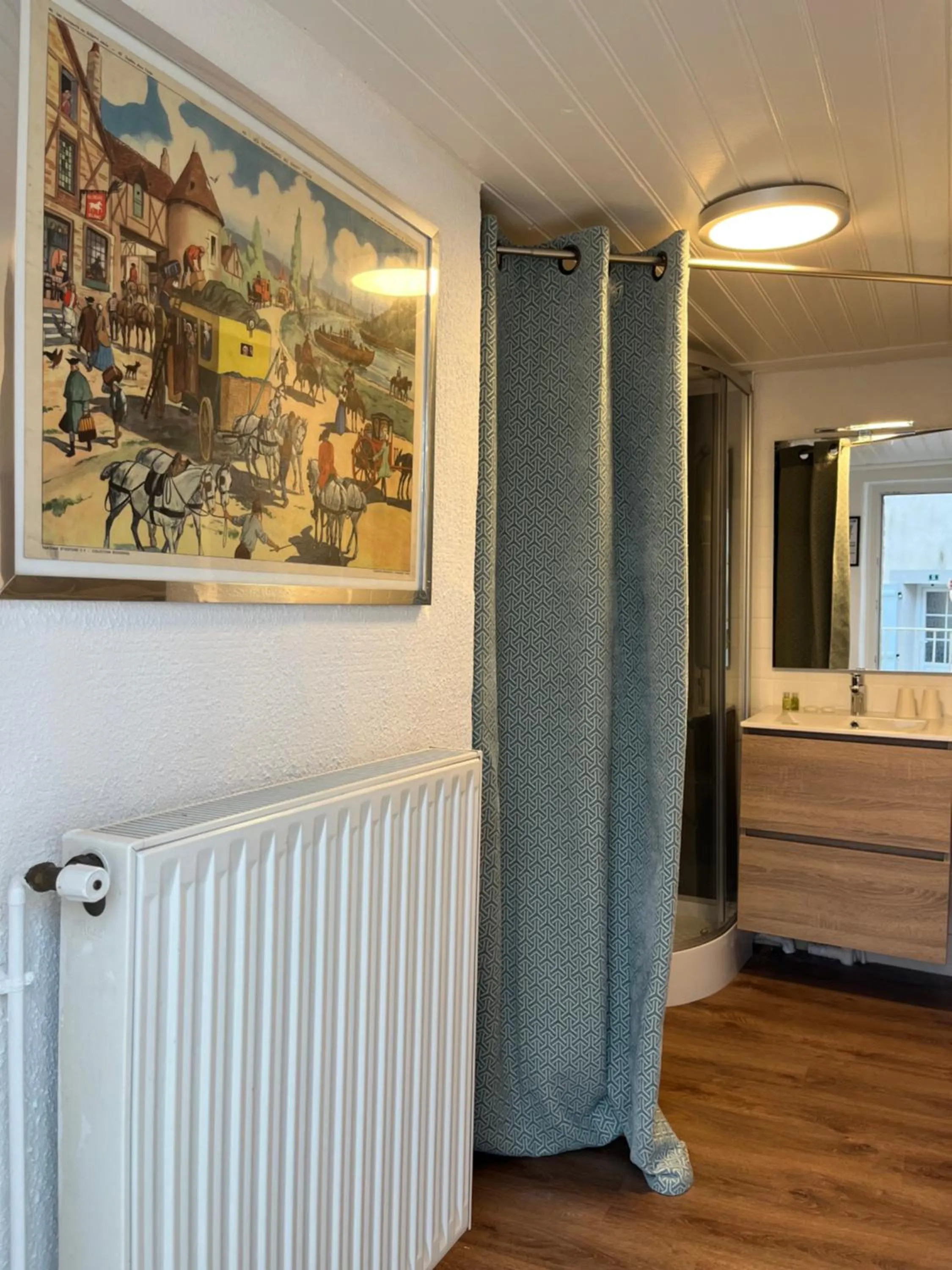 Photo of the whole room in la Cour Carrée