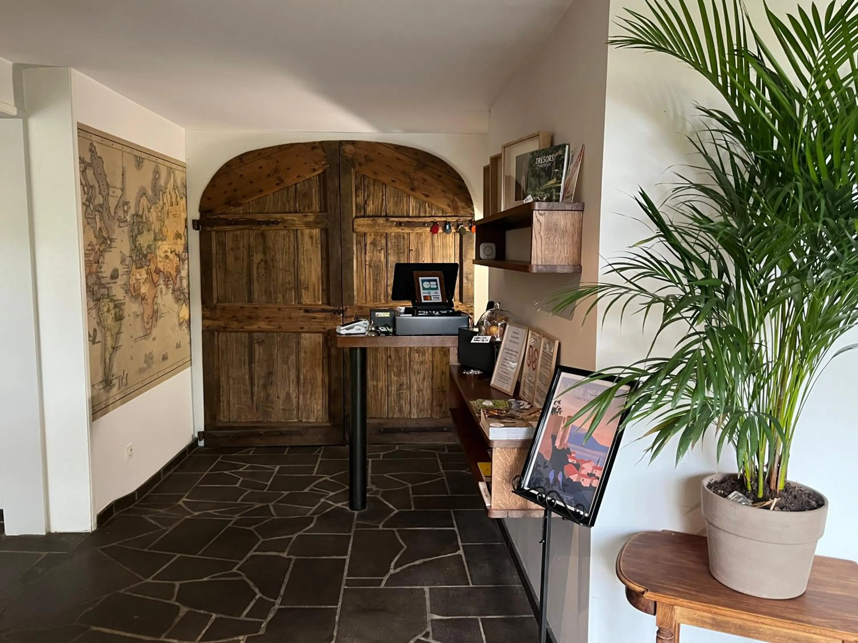 Property building in la Cour Carrée