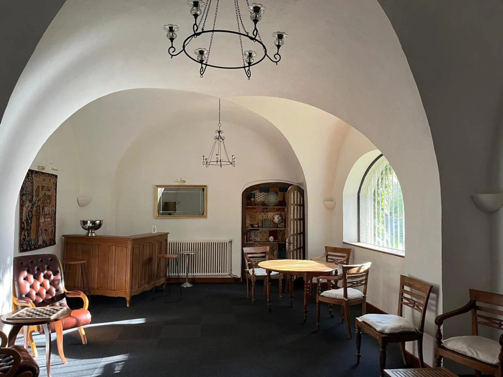 Lounge or bar in la Cour Carrée