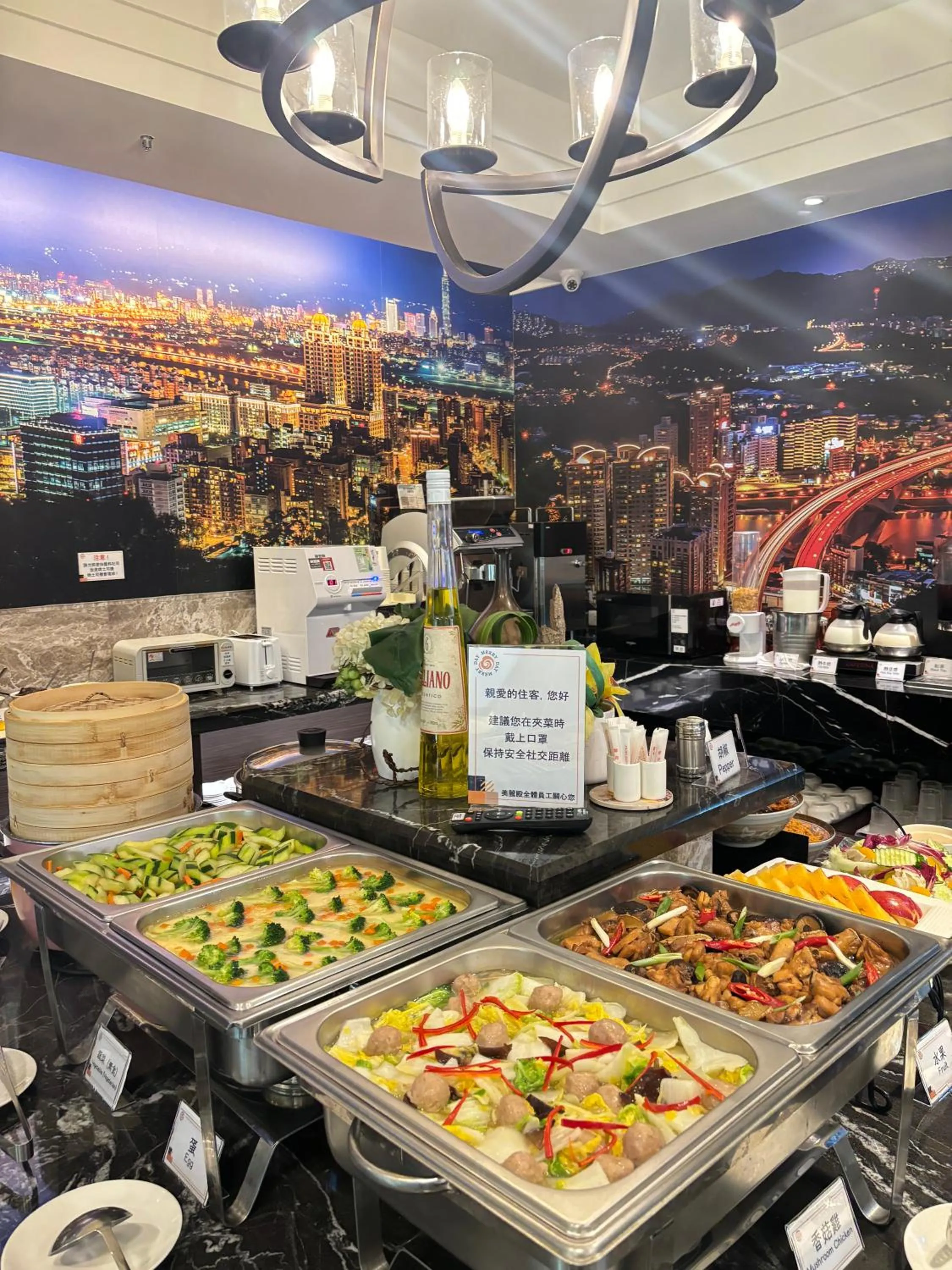 Breakfast in Merryday Hotel Banqiao