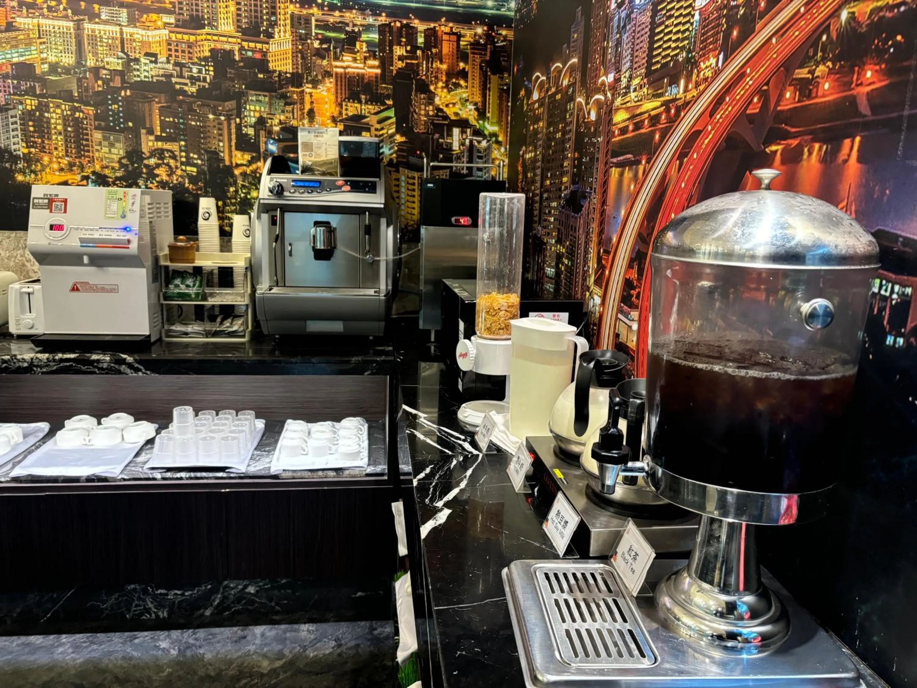 Breakfast in Merryday Hotel Banqiao