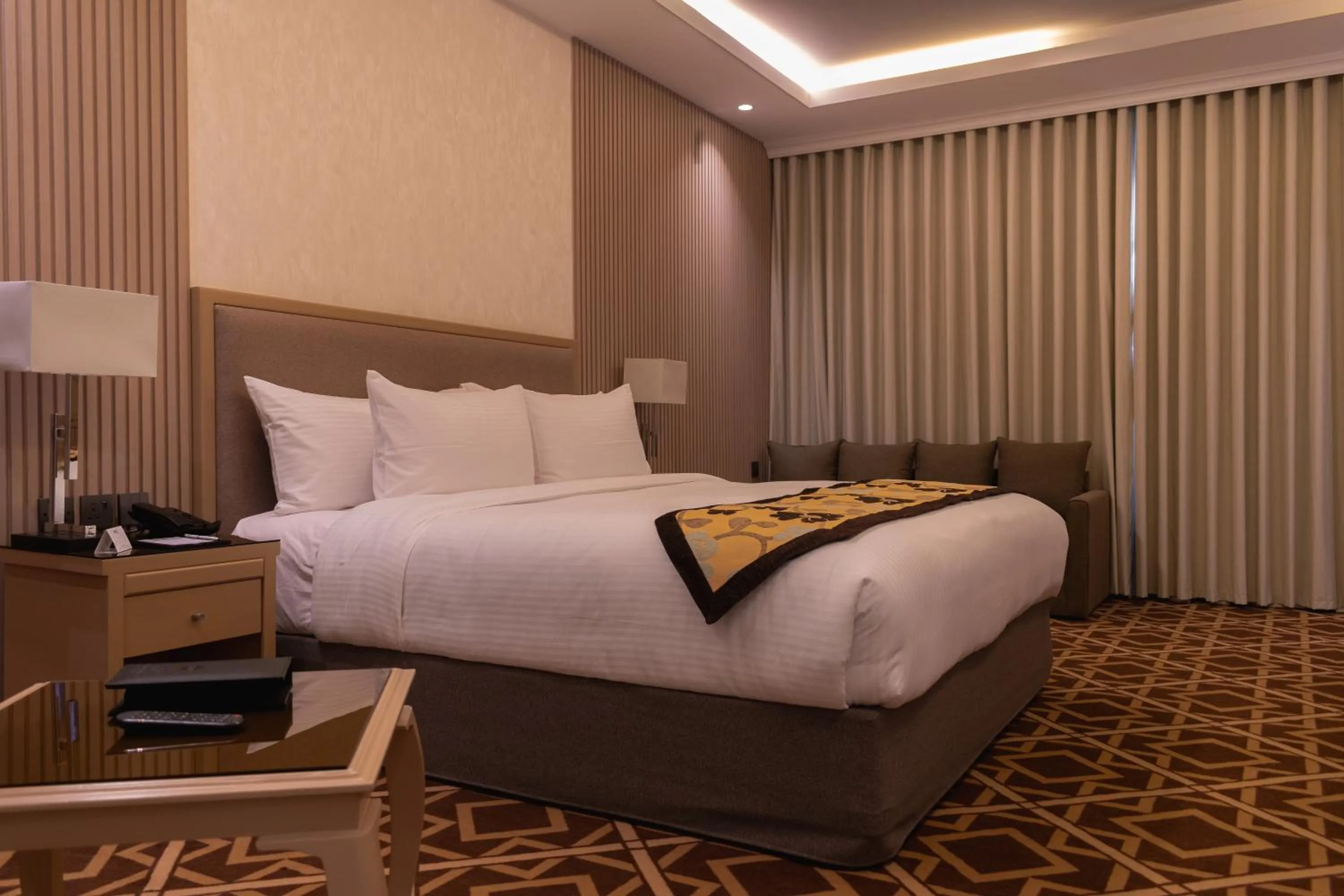 Bedroom, Bed in Best Western Plus Jeddah Hotel Madinah Road