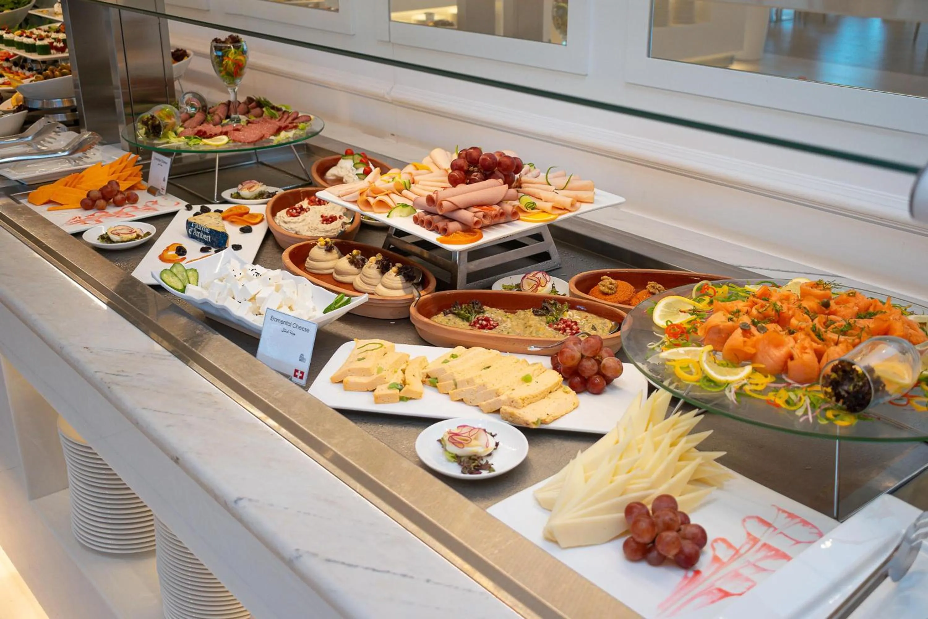 Food and drinks in Best Western Plus Jeddah Hotel Madinah Road