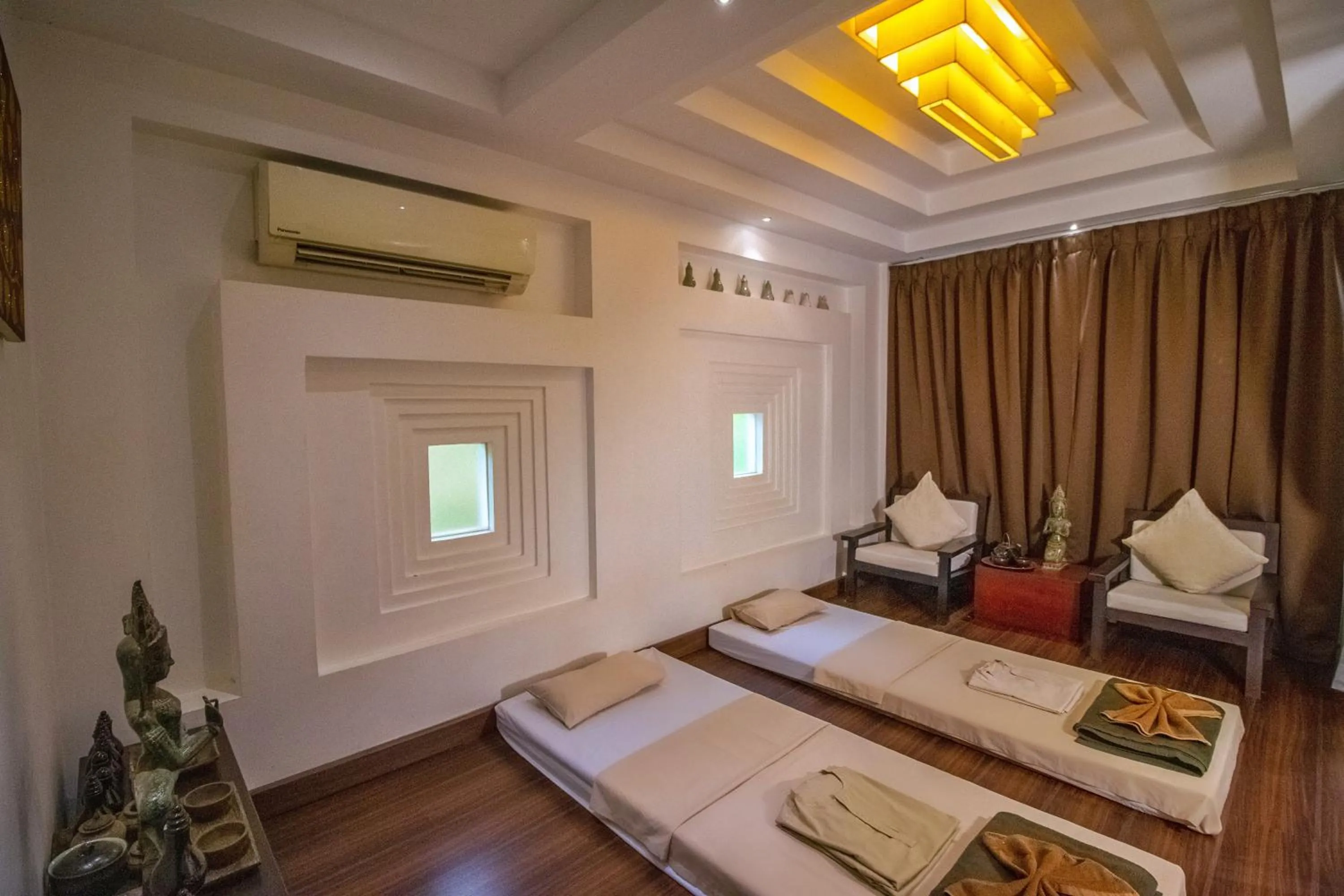 Massage in Primefold Hotel