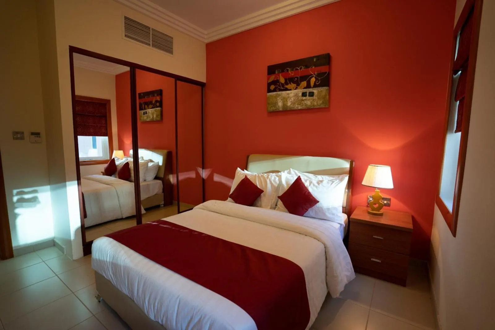 Bedroom, Bed in Al Liwan Residence