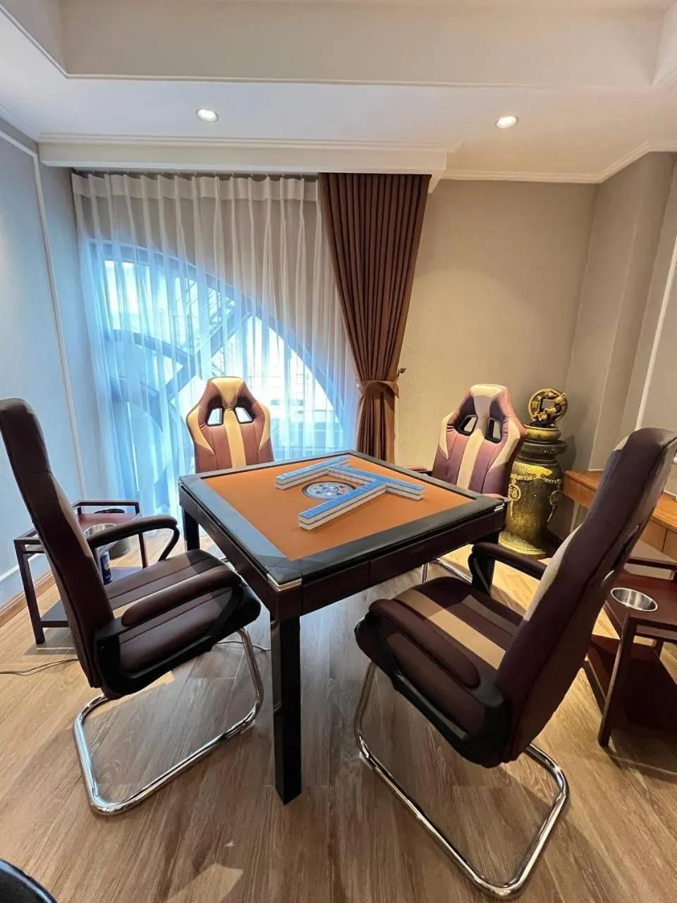 Entertainment in Royal Phoenix Hotel Bac Ninh