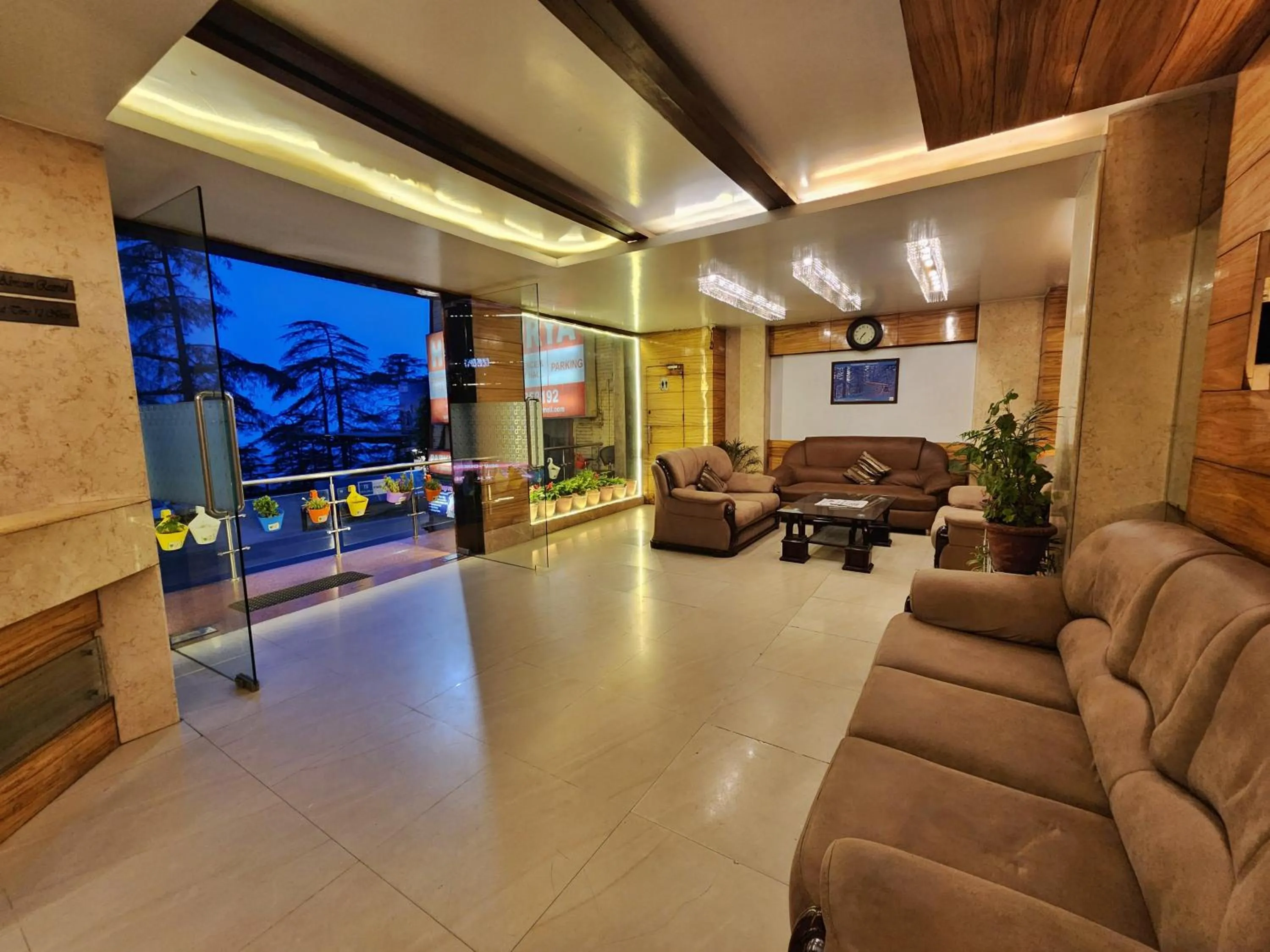 Lobby or reception in Hotel Surya Shimla