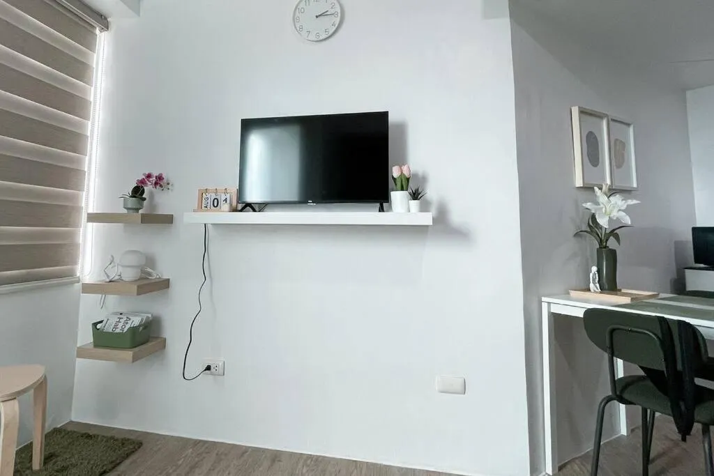 TV and multimedia in Cozy aesthetic stay near Alabang