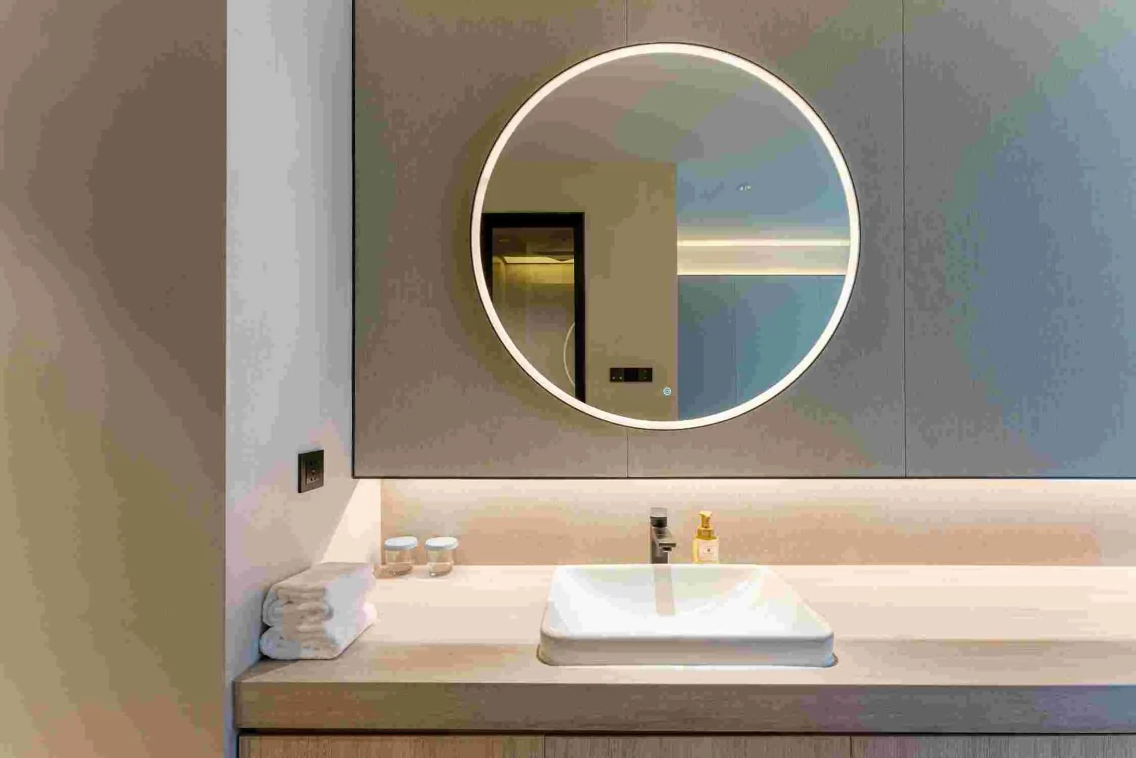 Bathroom in Crystal Hotel Shanghai North Sichuan Road on the Bund