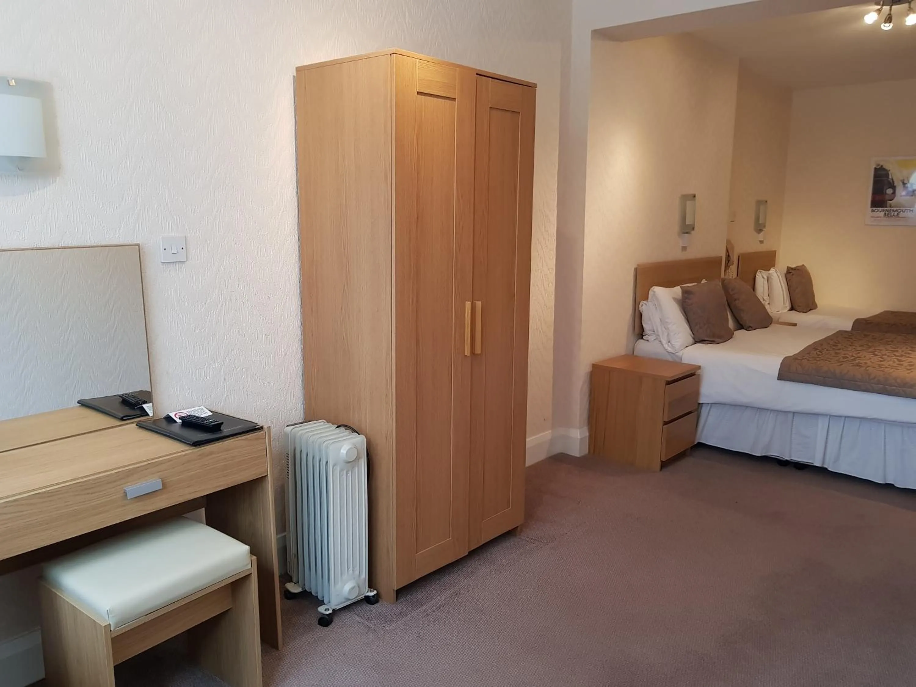 Pool view, Bed in Burley Court Hotel