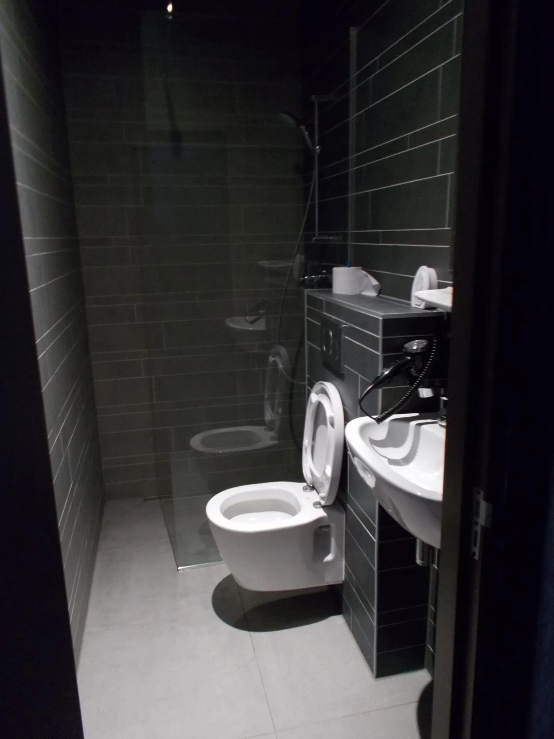 Bathroom in Urban City Centre Hostel