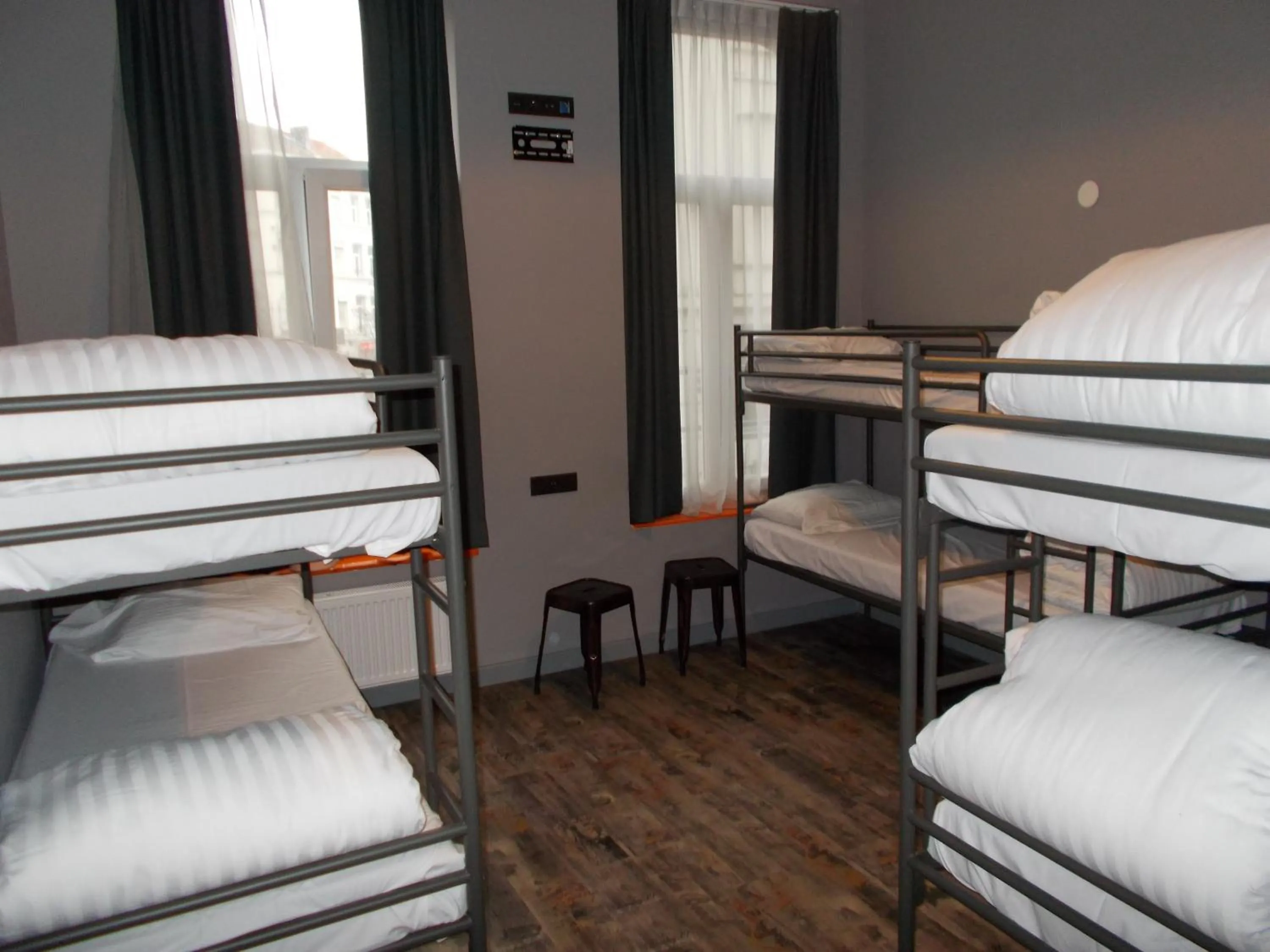 Bedroom, Bed in Urban City Centre Hostel