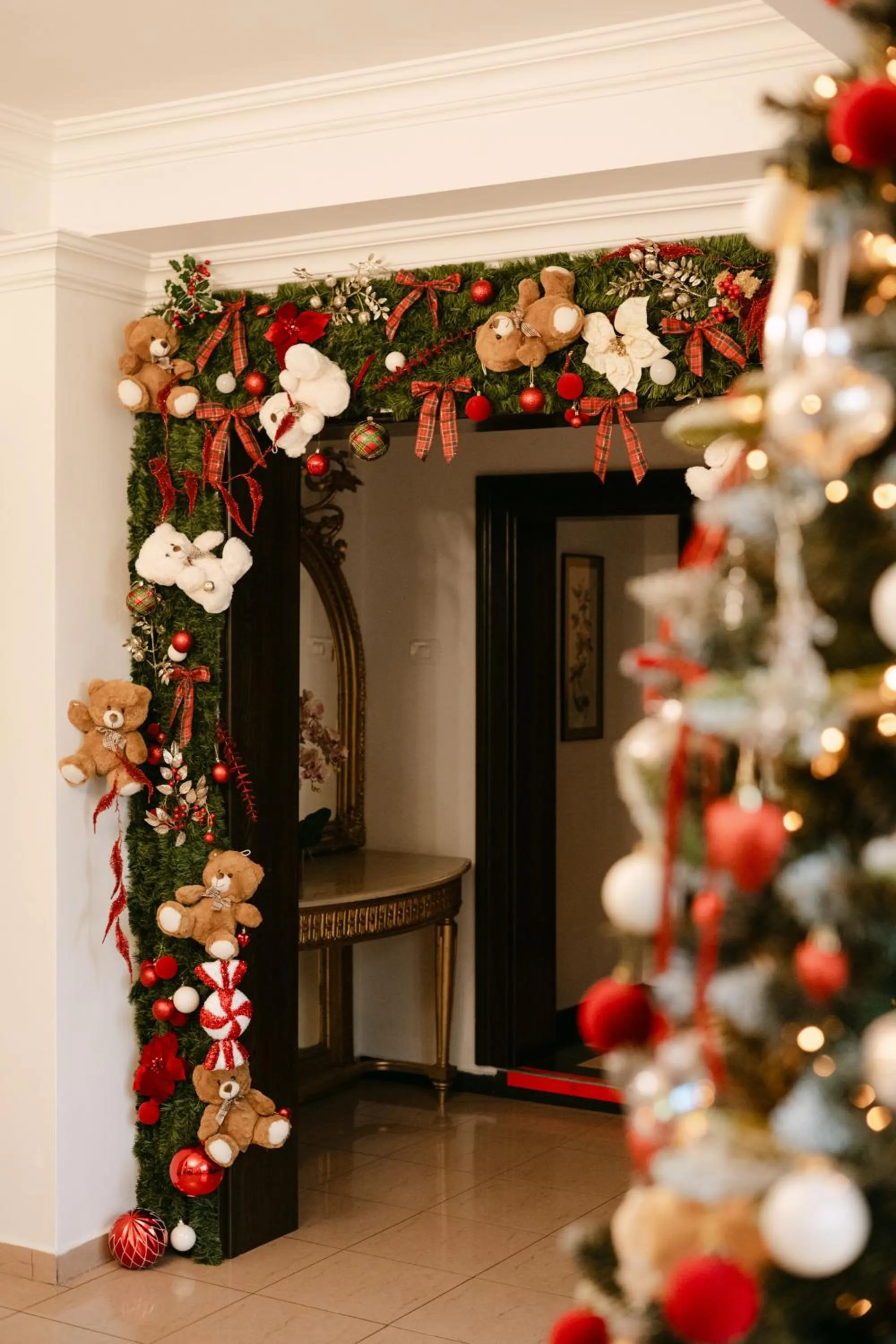 Lobby or reception in Hotel Royal Plaza By TimHotels