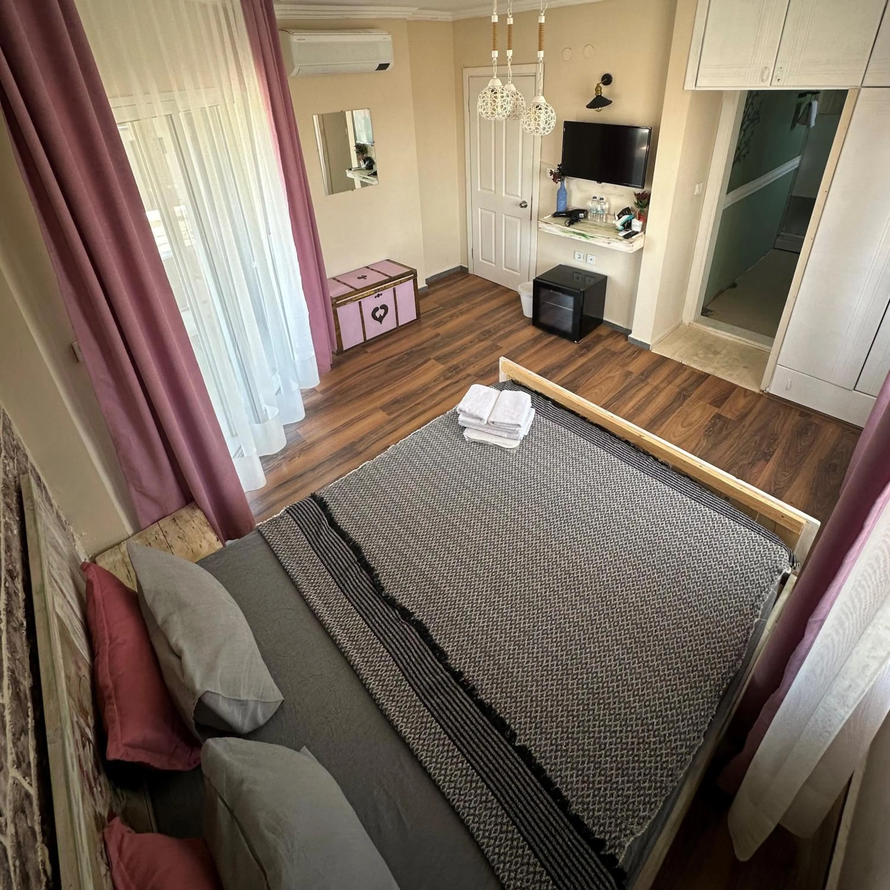 Bed in Kekik Alaçatı Otel