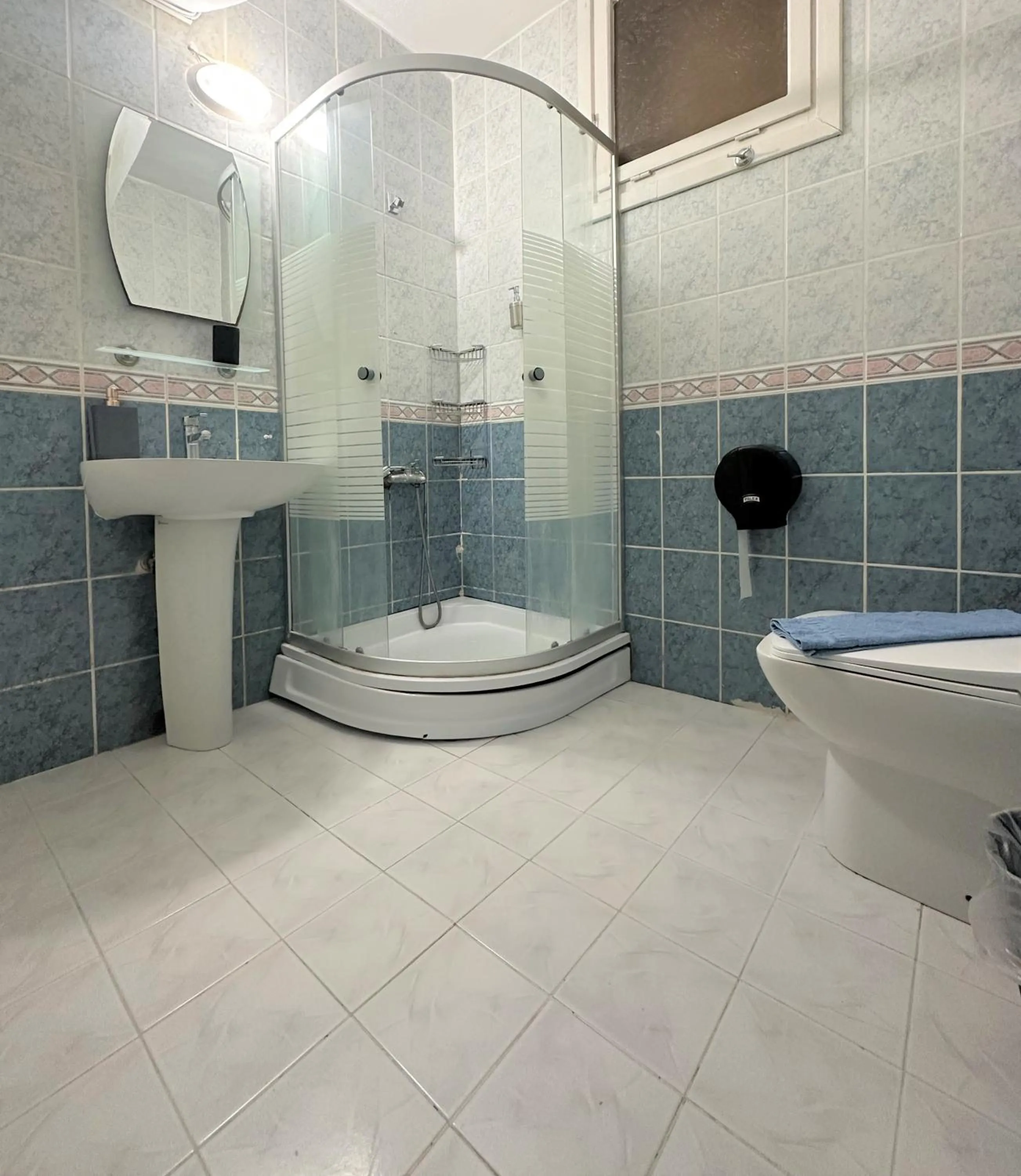 Shower in Kekik Alaçatı Otel