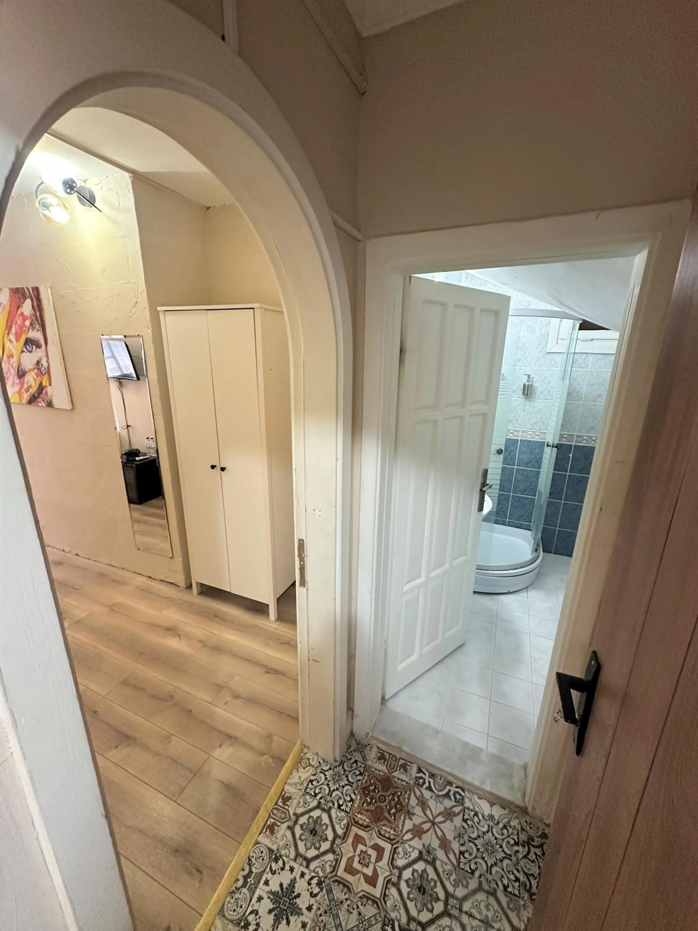 Shower in Kekik Alaçatı Otel