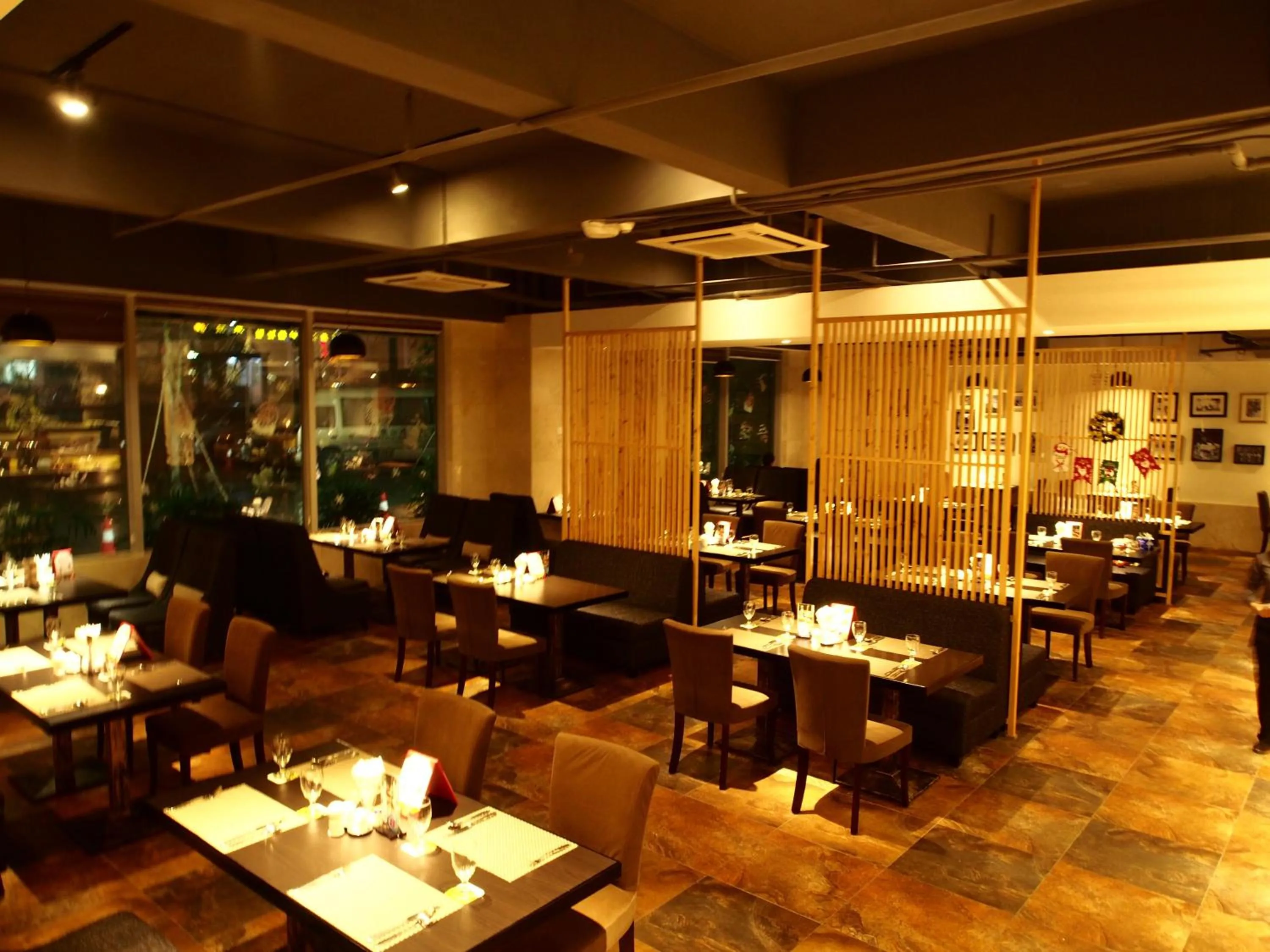 Restaurant/places to eat in Phoenix Hill Hotel Dongguan - Golf Course Shop