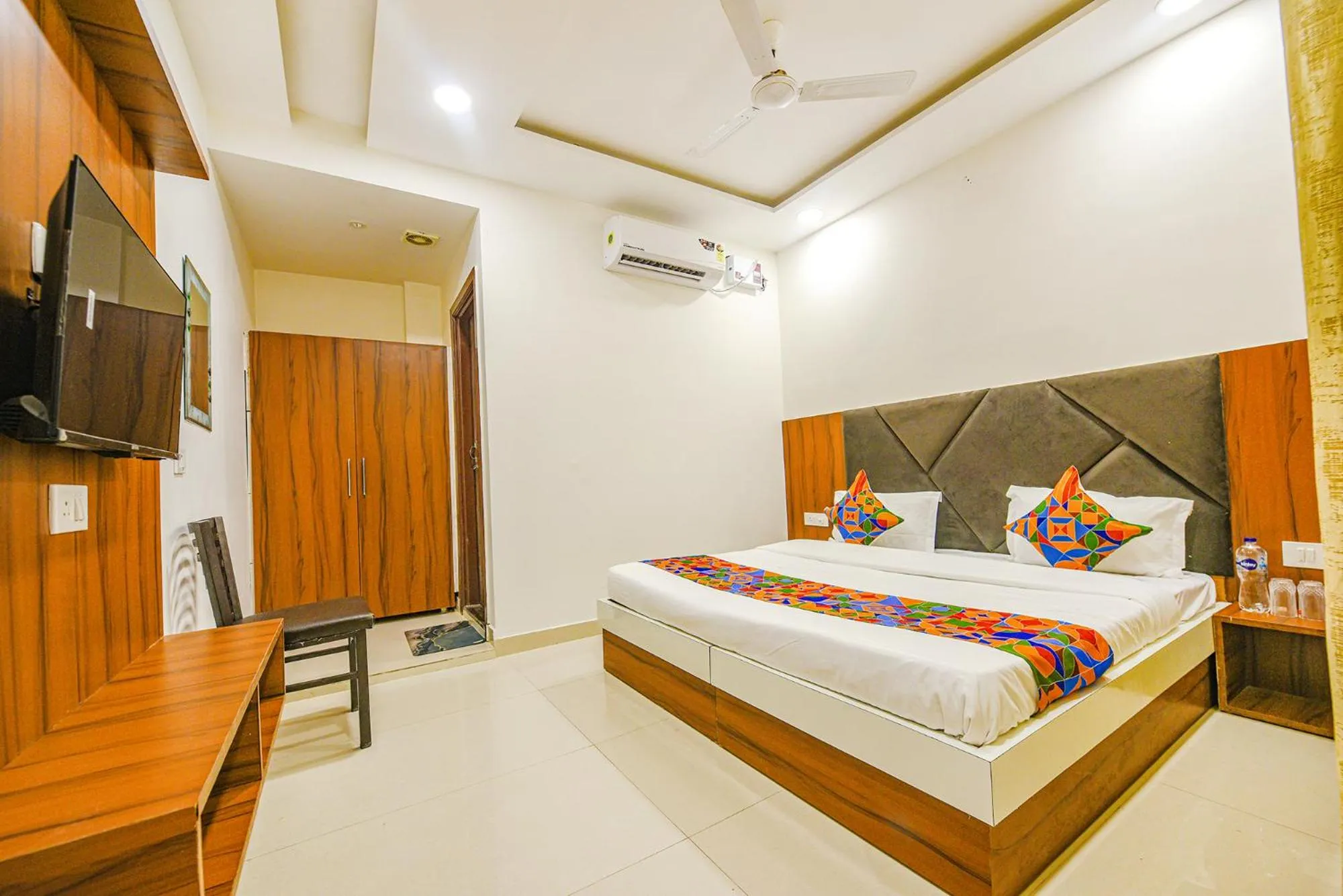 Bed in FabHotel Solace Inn