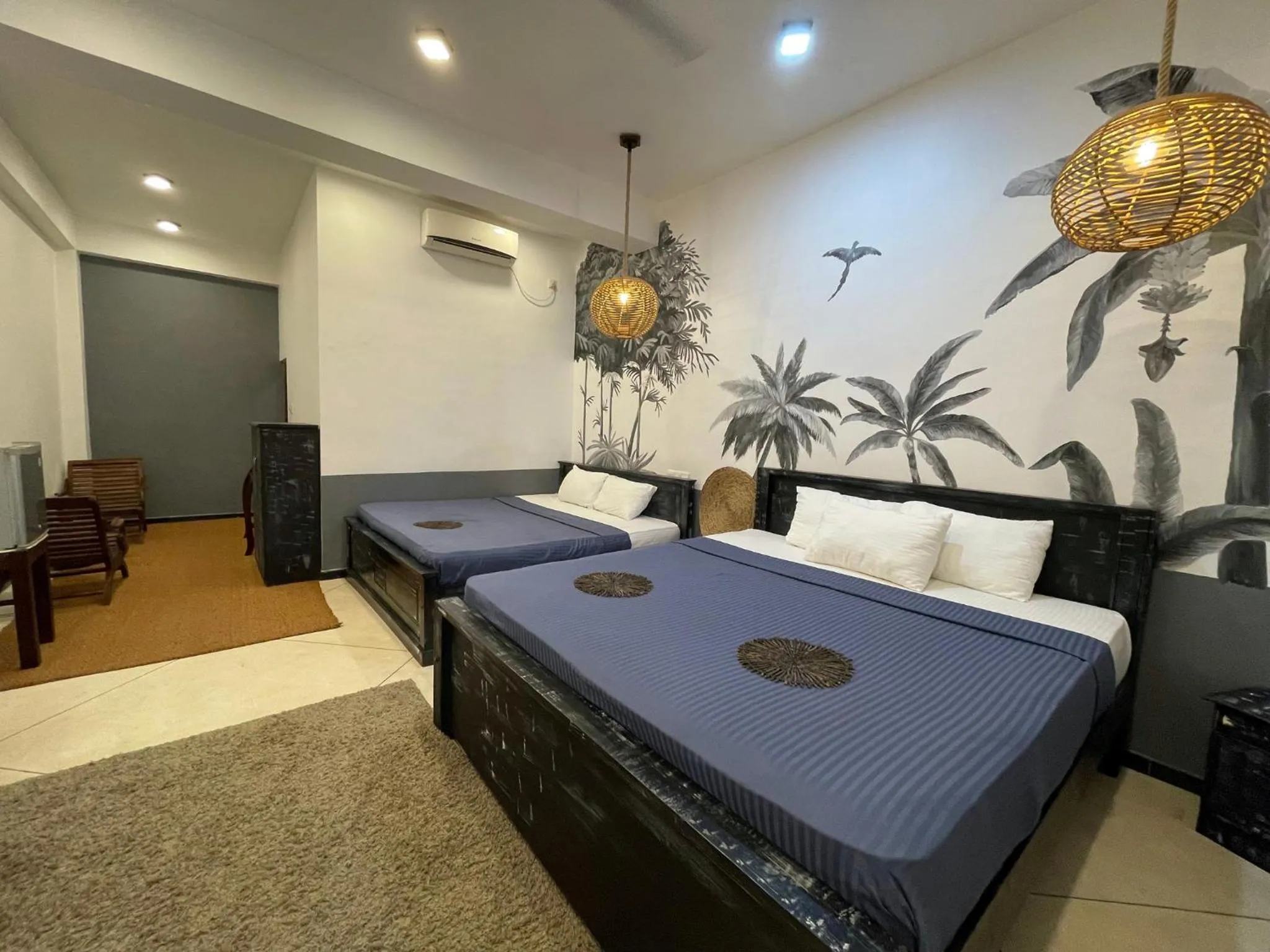 Bedroom, Bed in Crystal Oceanic