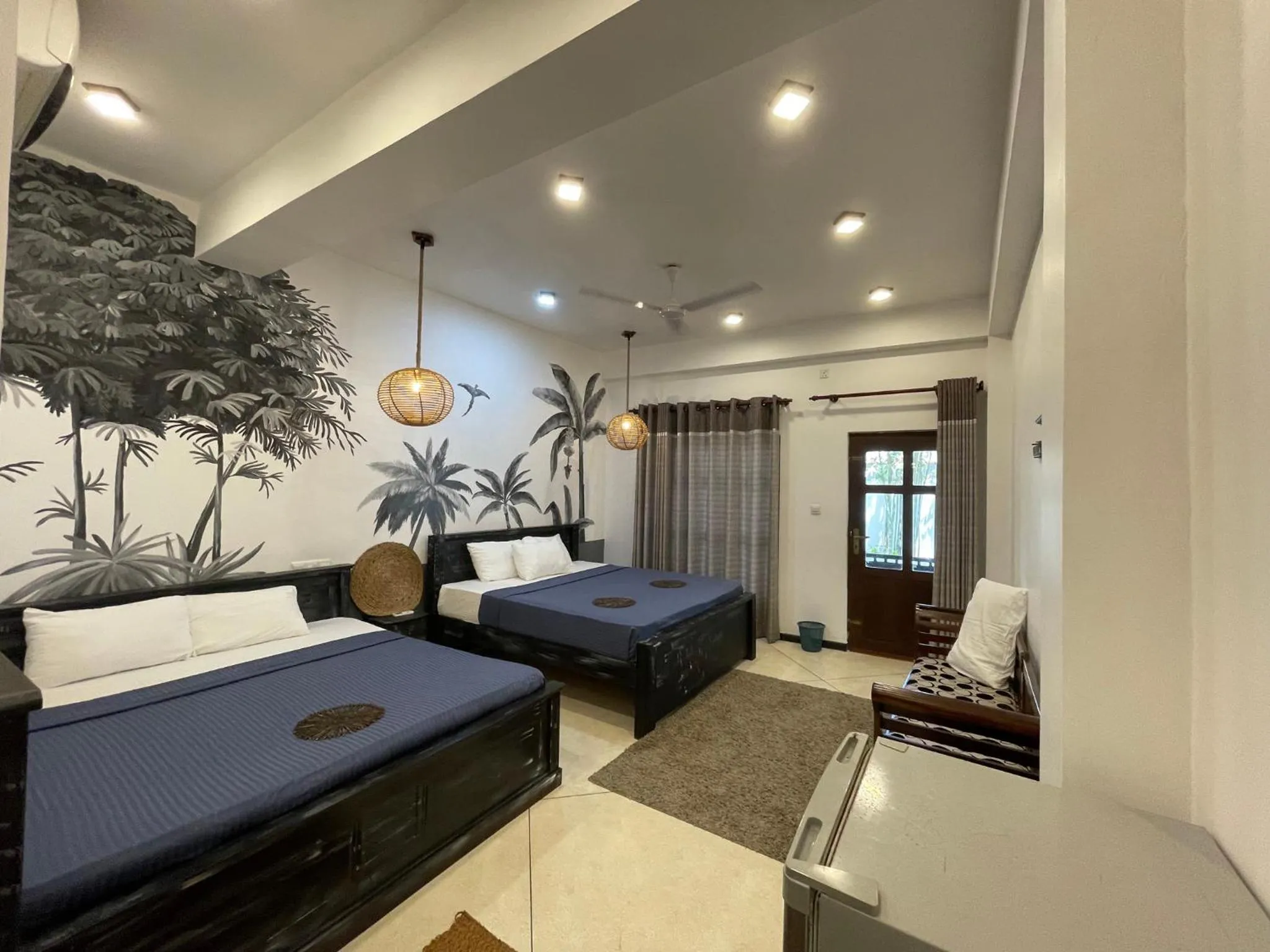 Bedroom, Bed in Crystal Oceanic