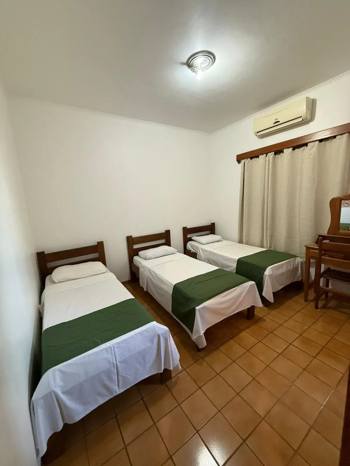 Photo of the whole room, Bed in Hotel Santa Catarina