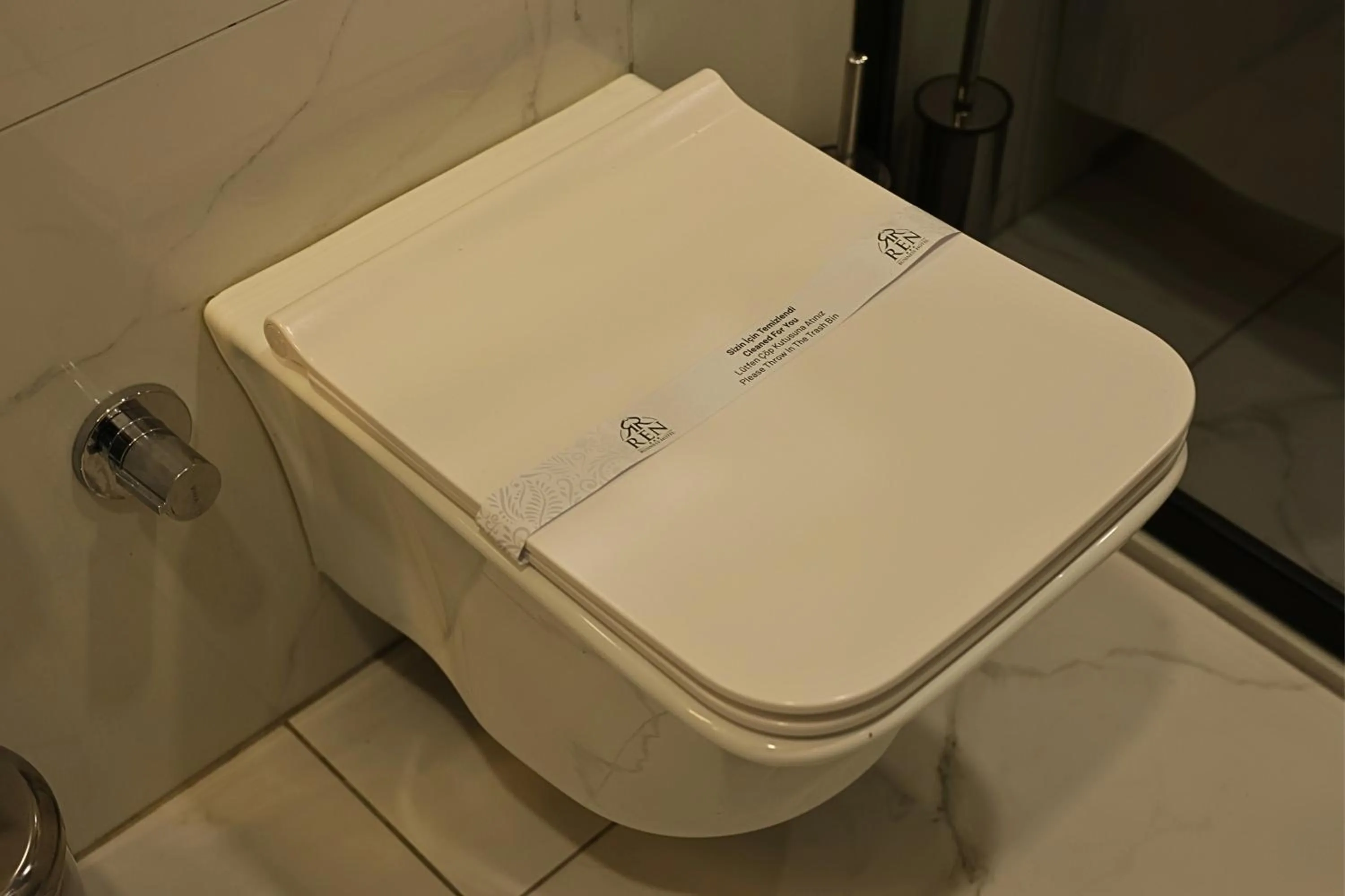 Bathroom in Ren Business Hotel