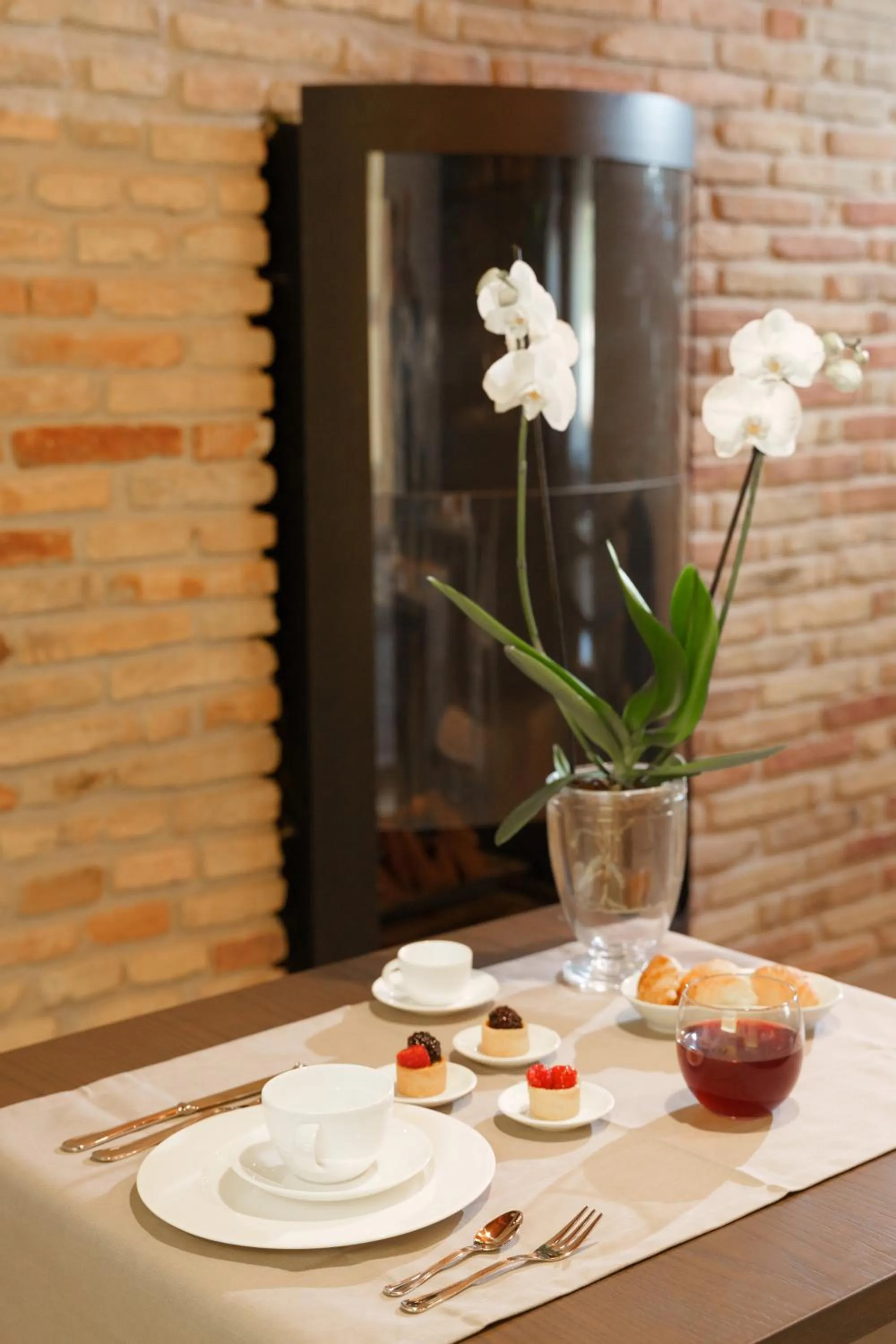 Food and drinks in The Place 217