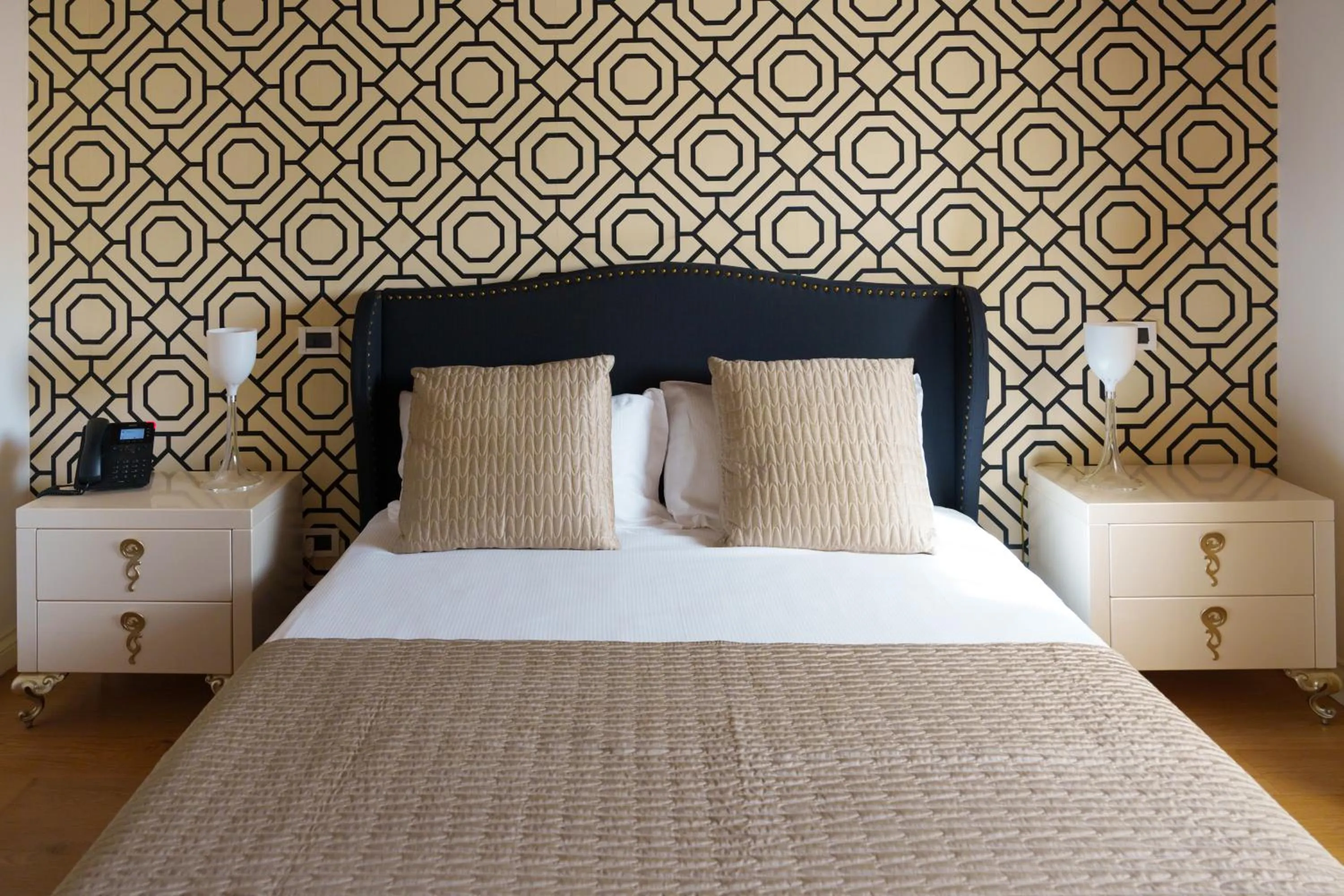 Bed in The Place 217