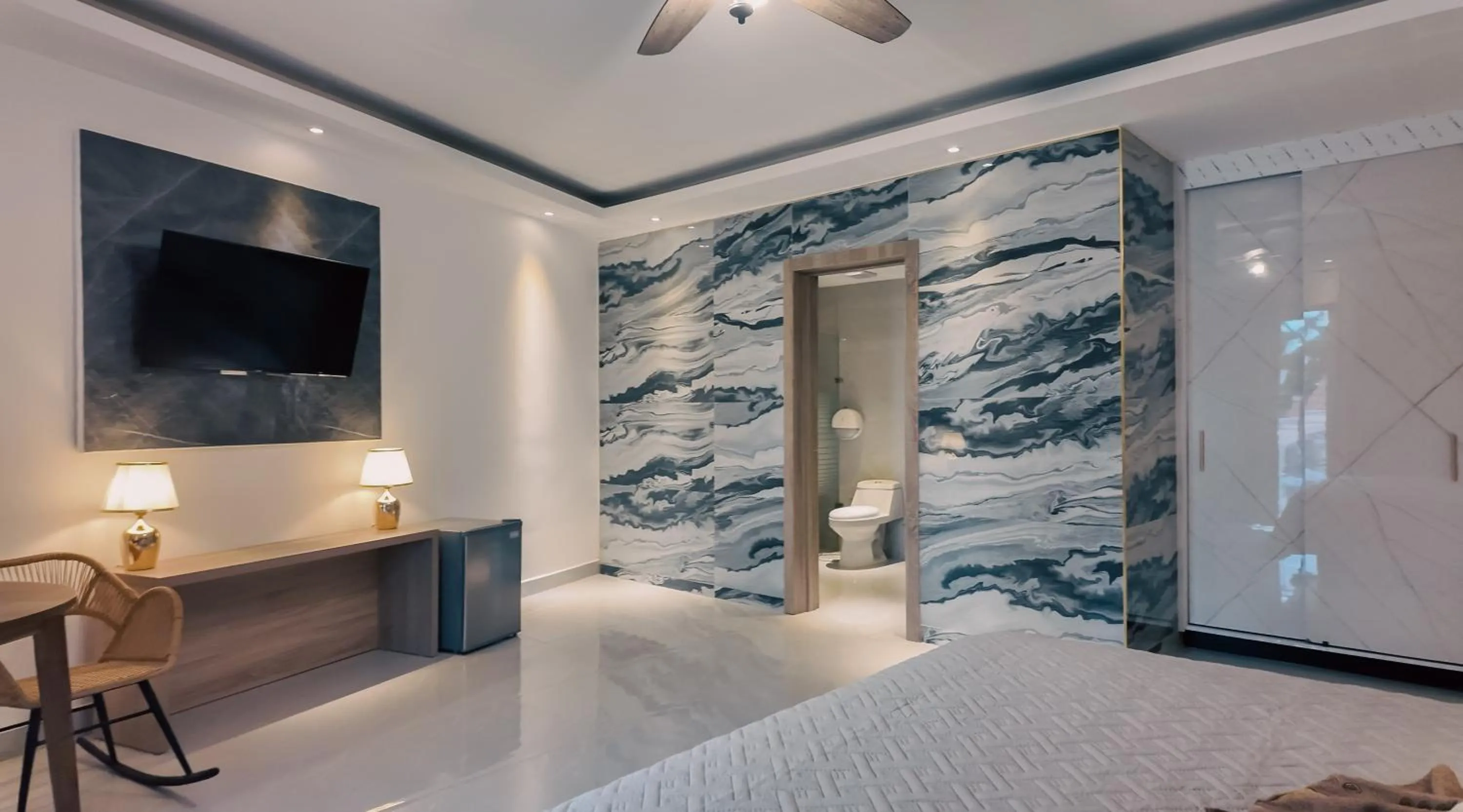 TV and multimedia in Soficu Hotel on the beach bayahibe