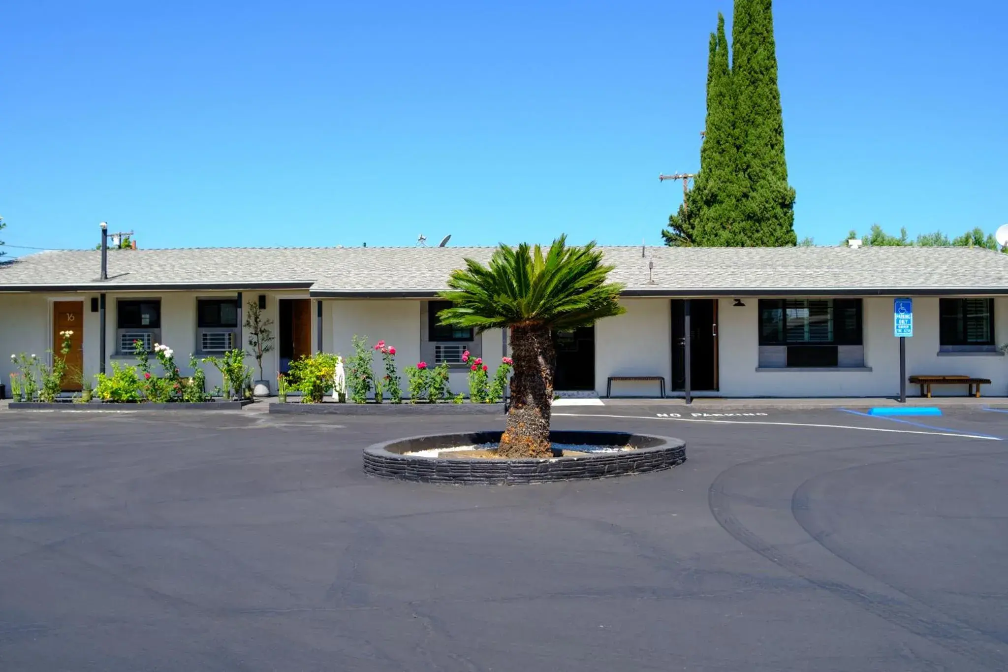 Adobe Inn Adobe Inn