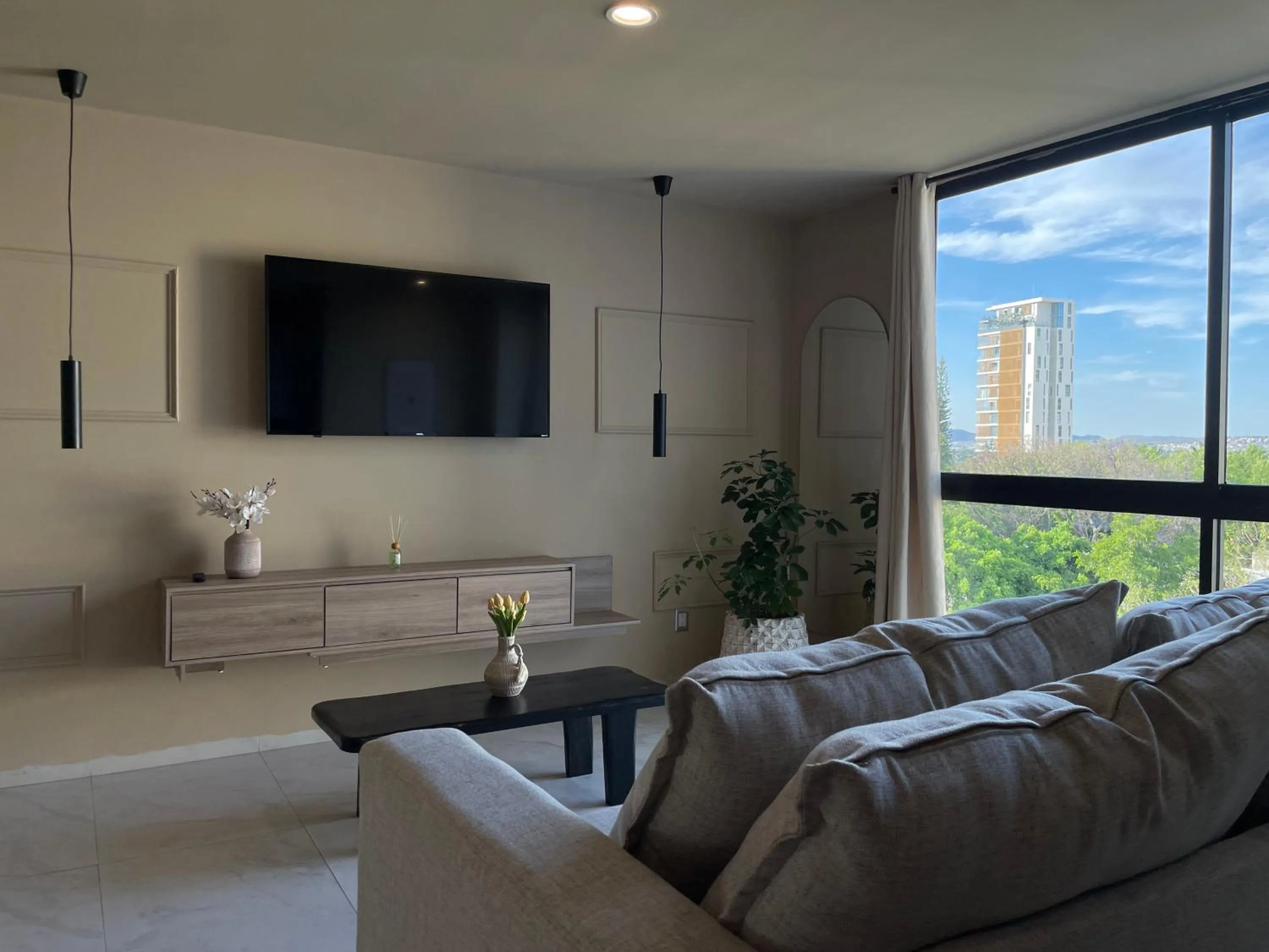 DHaus Guadalajara Country Club