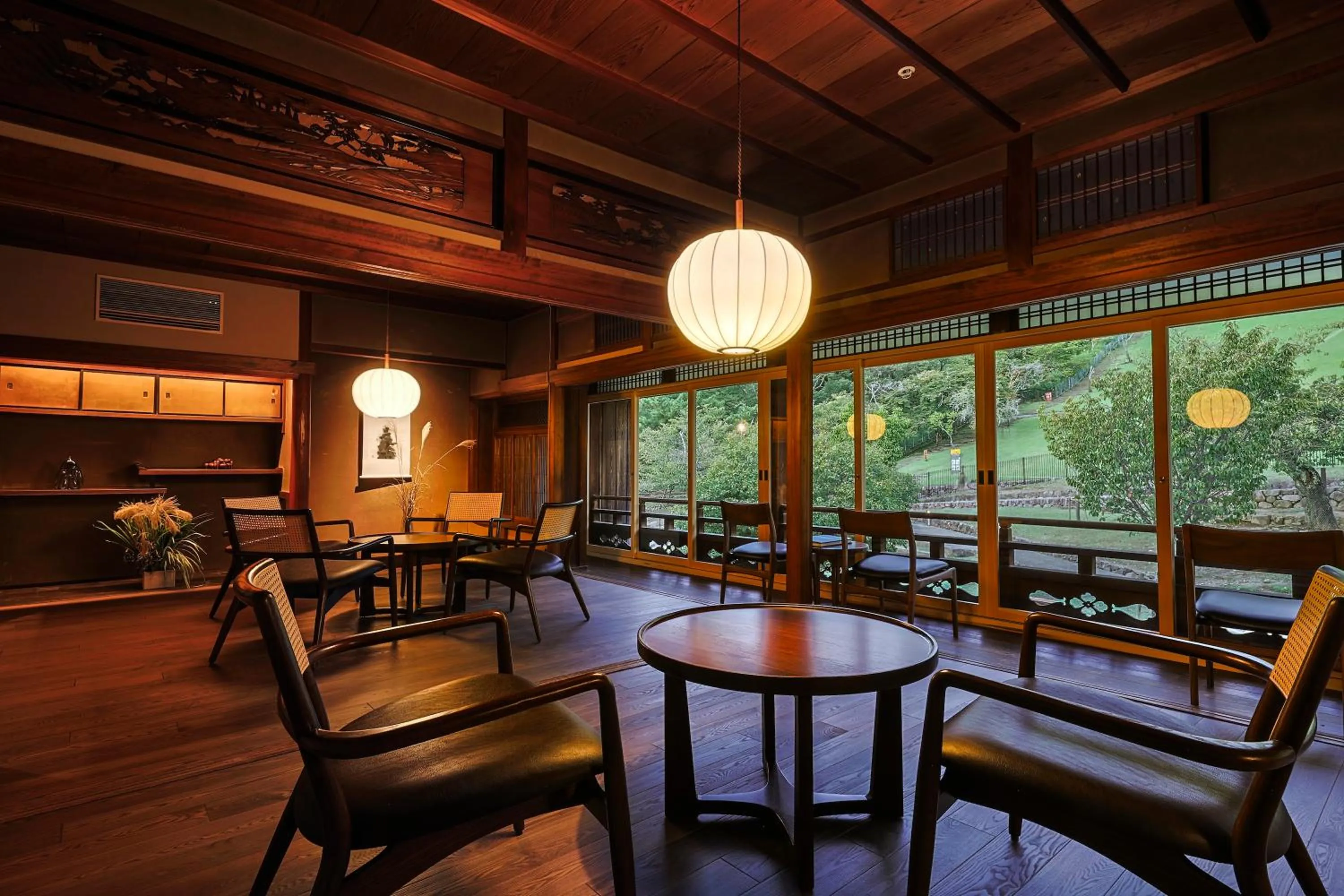 Communal lounge/ TV room in VILLA COMMUNICO,Nara