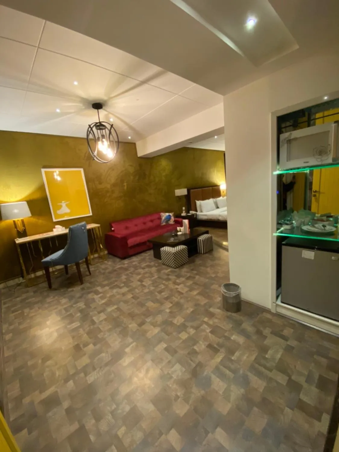 Bed in Lahore Continental Hotel