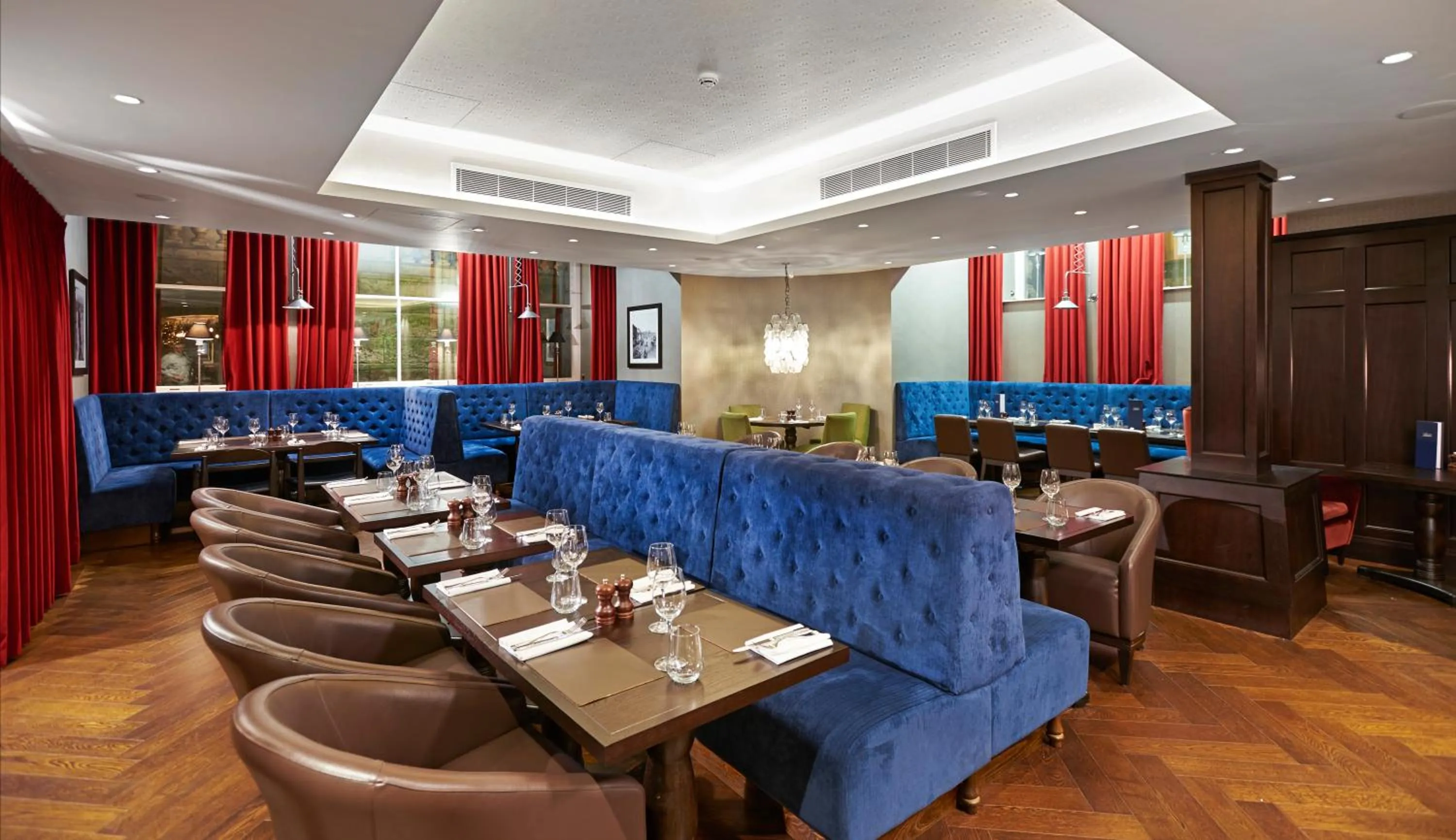 Restaurant/places to eat in DoubleTree by Hilton Hotel & Spa Liverpool