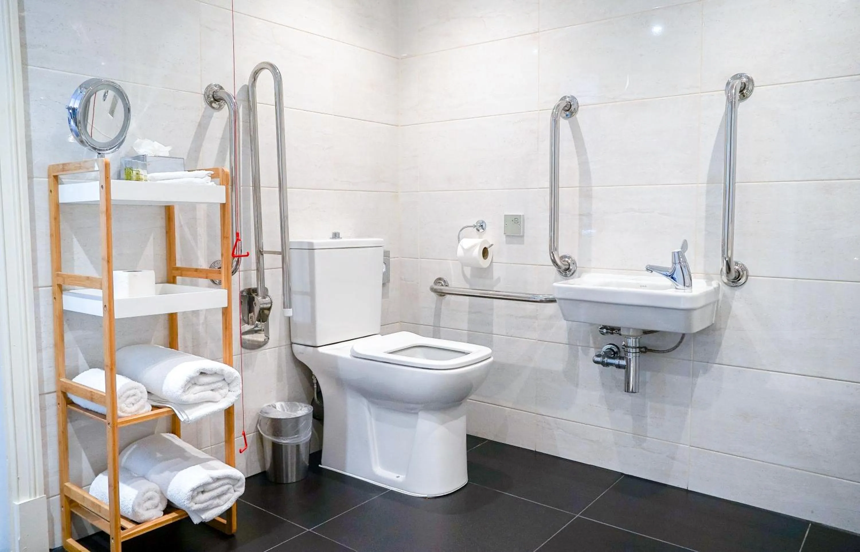 acessibility in DoubleTree by Hilton Hotel & Spa Liverpool