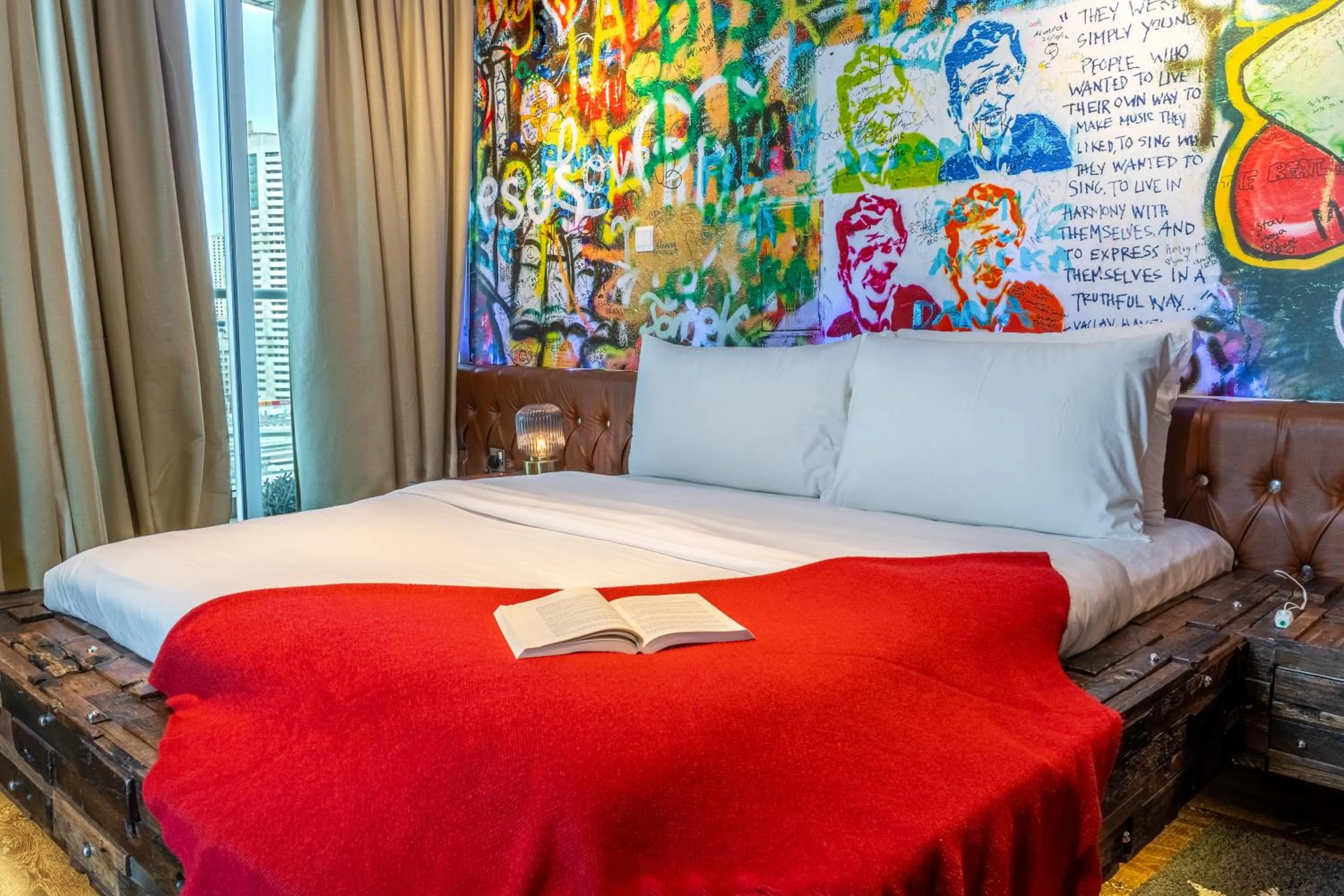 Bed in Paradise of the Mind by Lagom