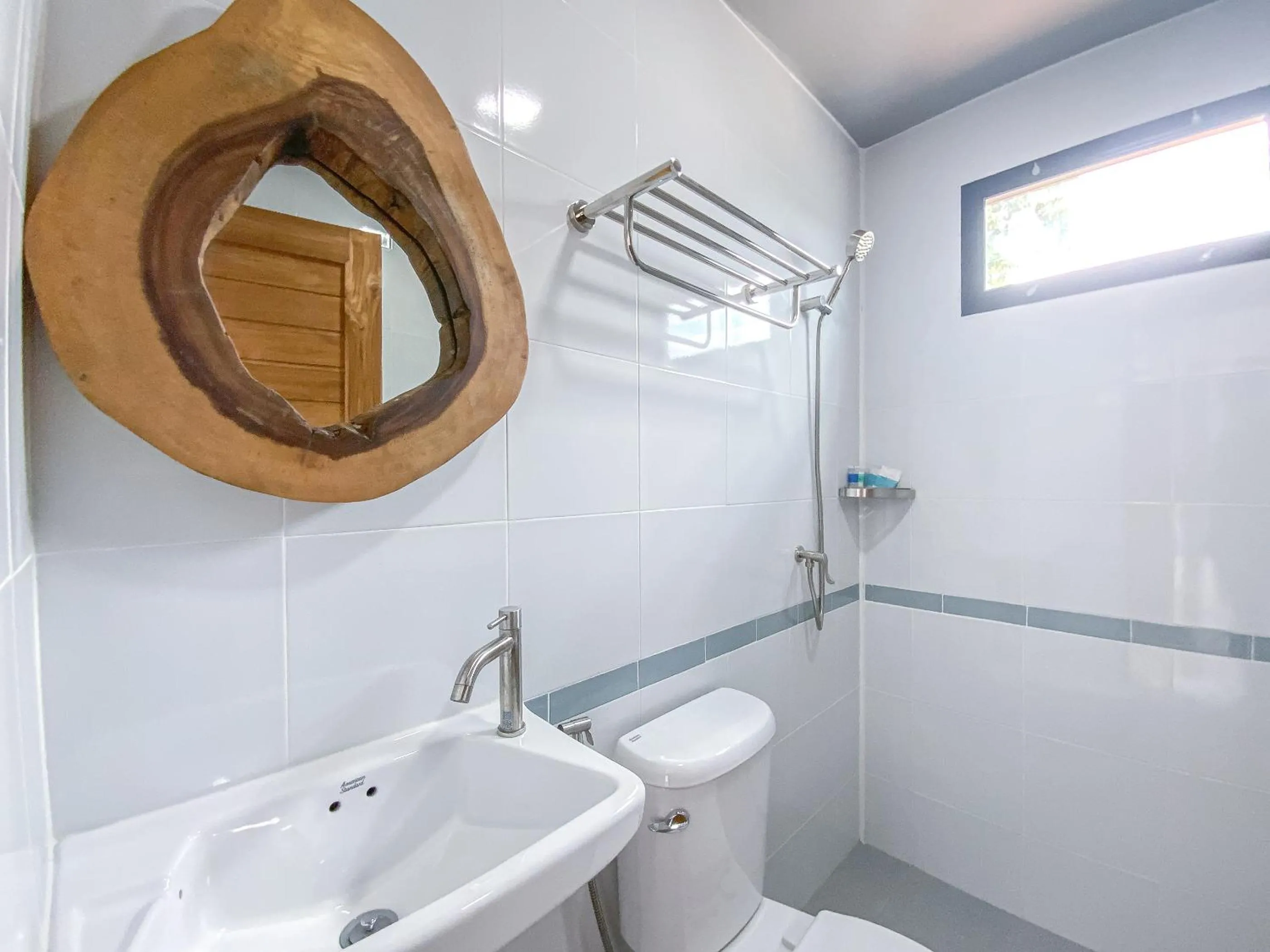 Toilet in Samet Nangshe Goodview