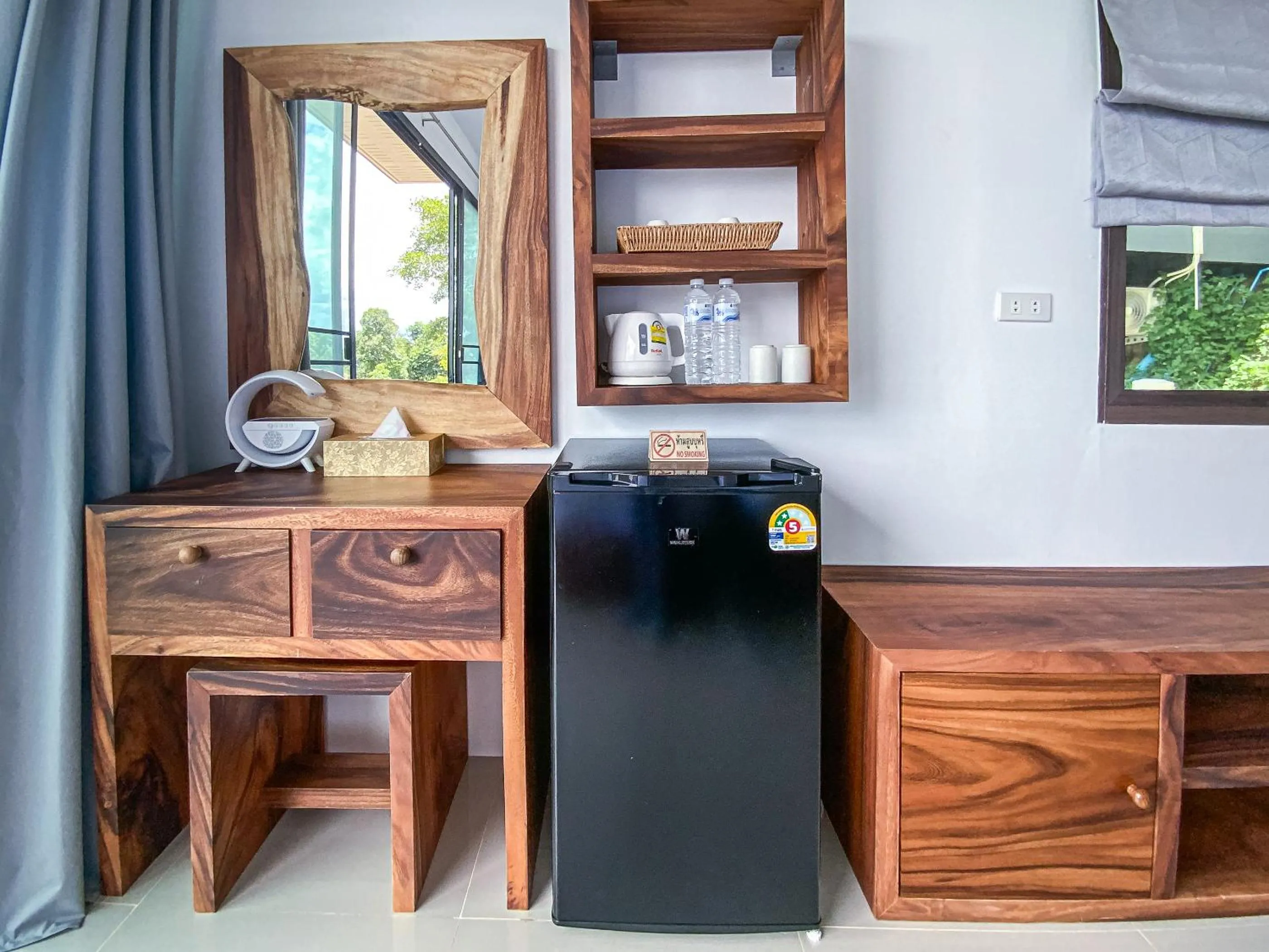 minibar in Samet Nangshe Goodview