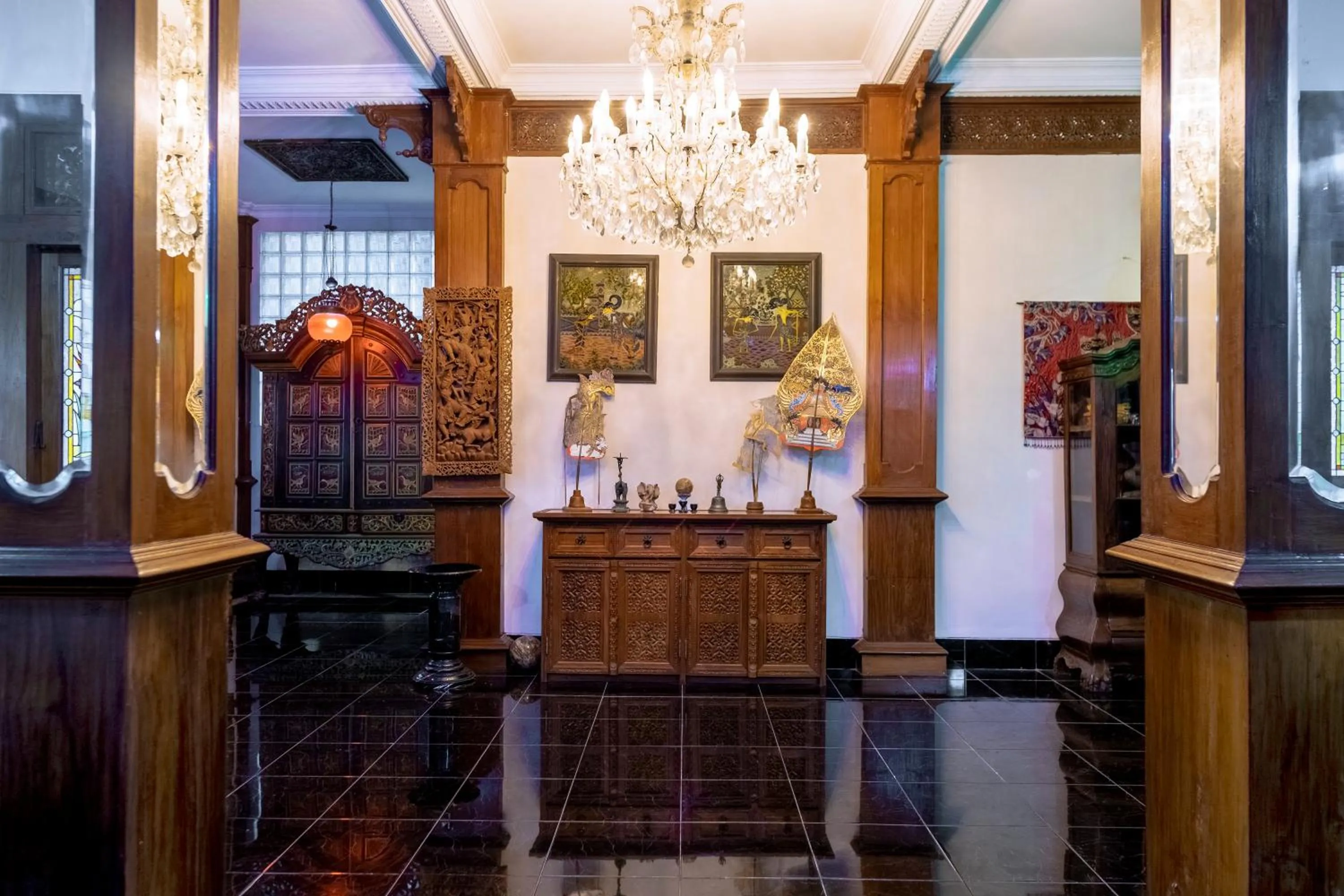 Area and facilities in Rumah Pesik Art & Heritage Hotel
