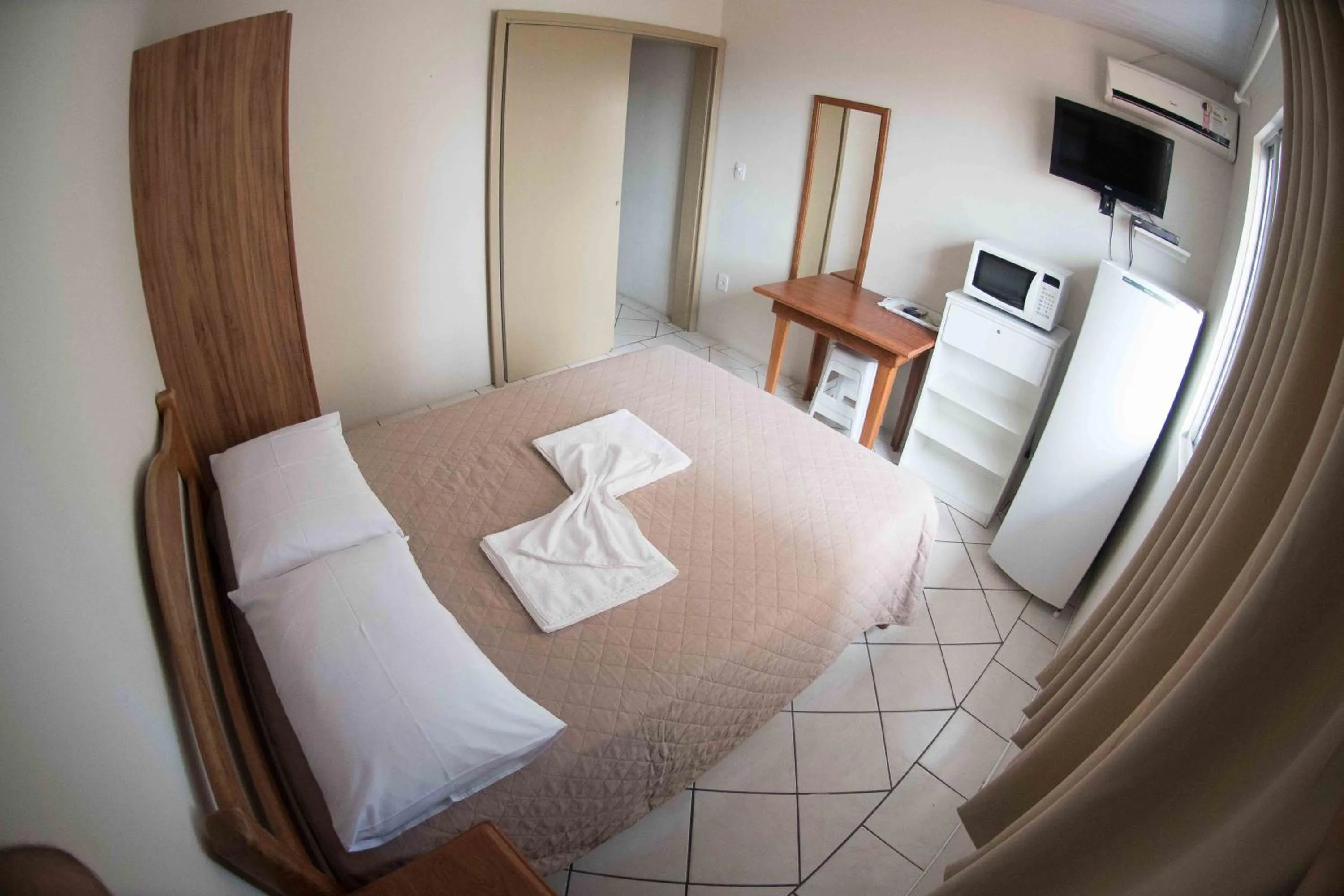 Photo of the whole room, Bed in Pousada Dom Toazza