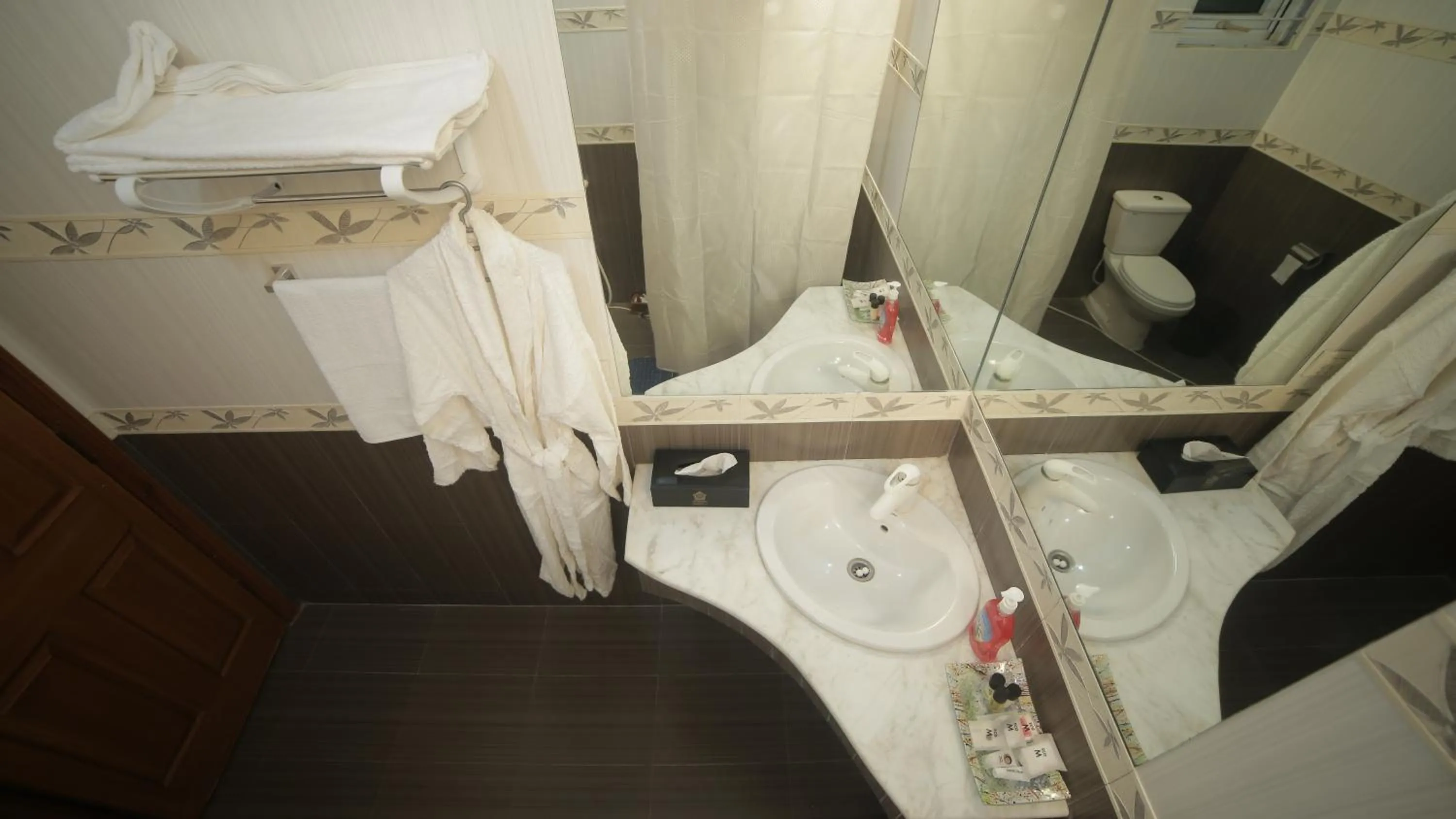 Four Squares by WI Hotel