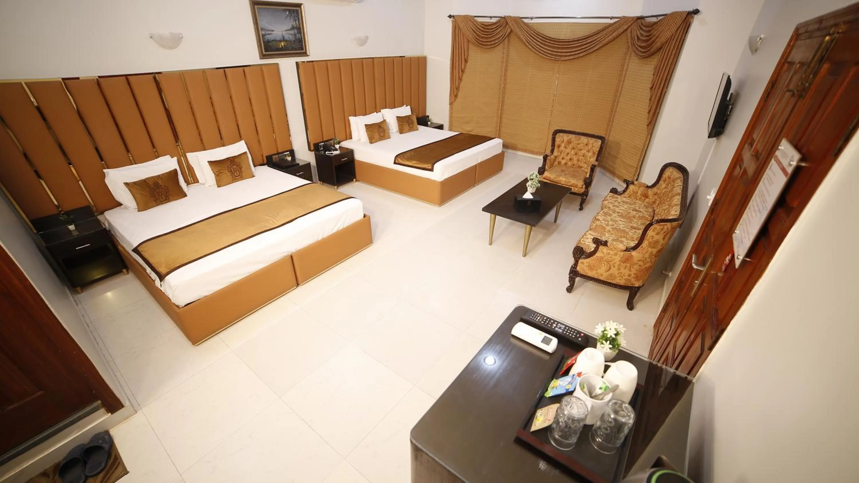 Bed in Four Squares by WI Hotel